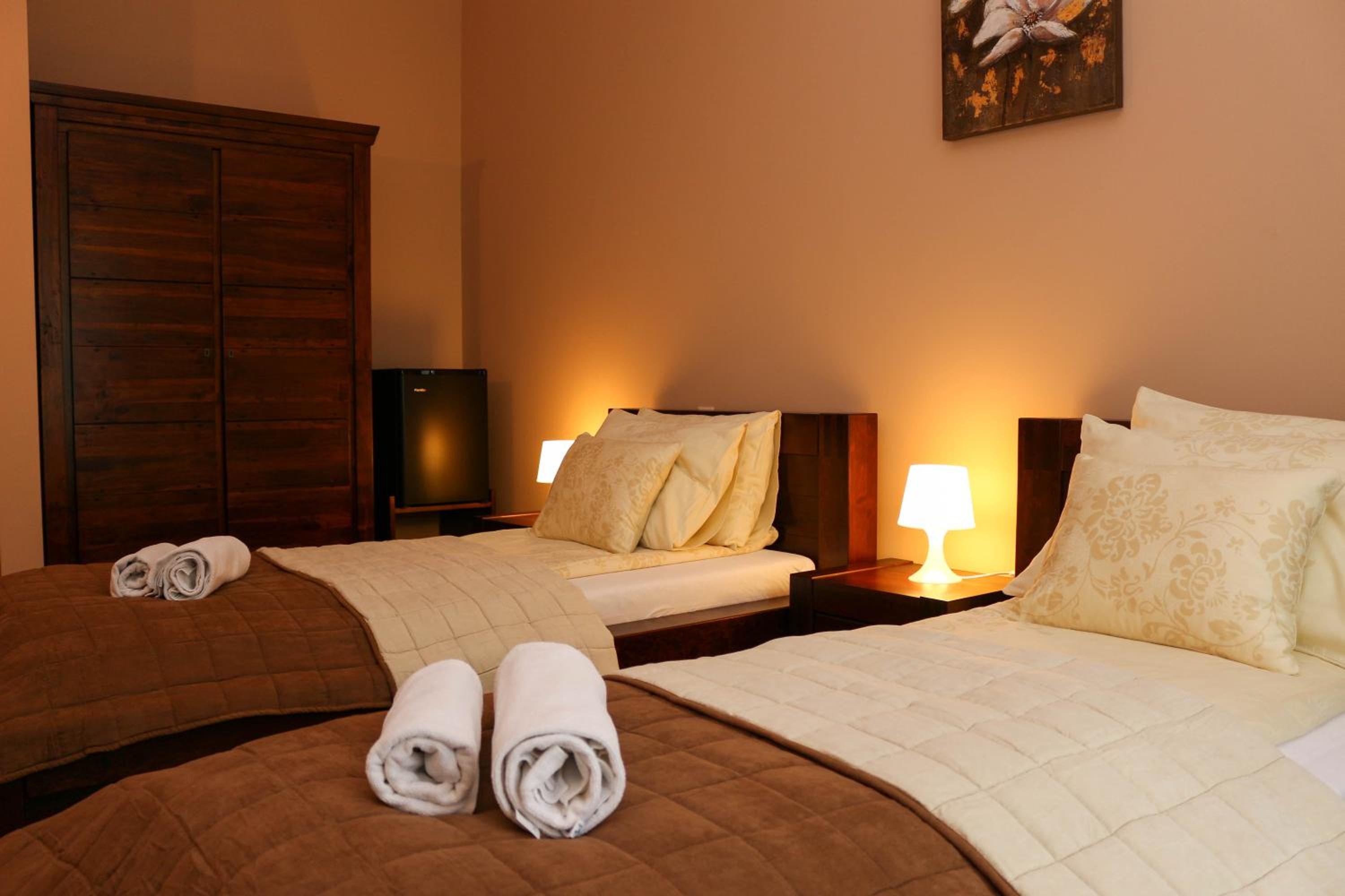 Standard Twin Room photo 2