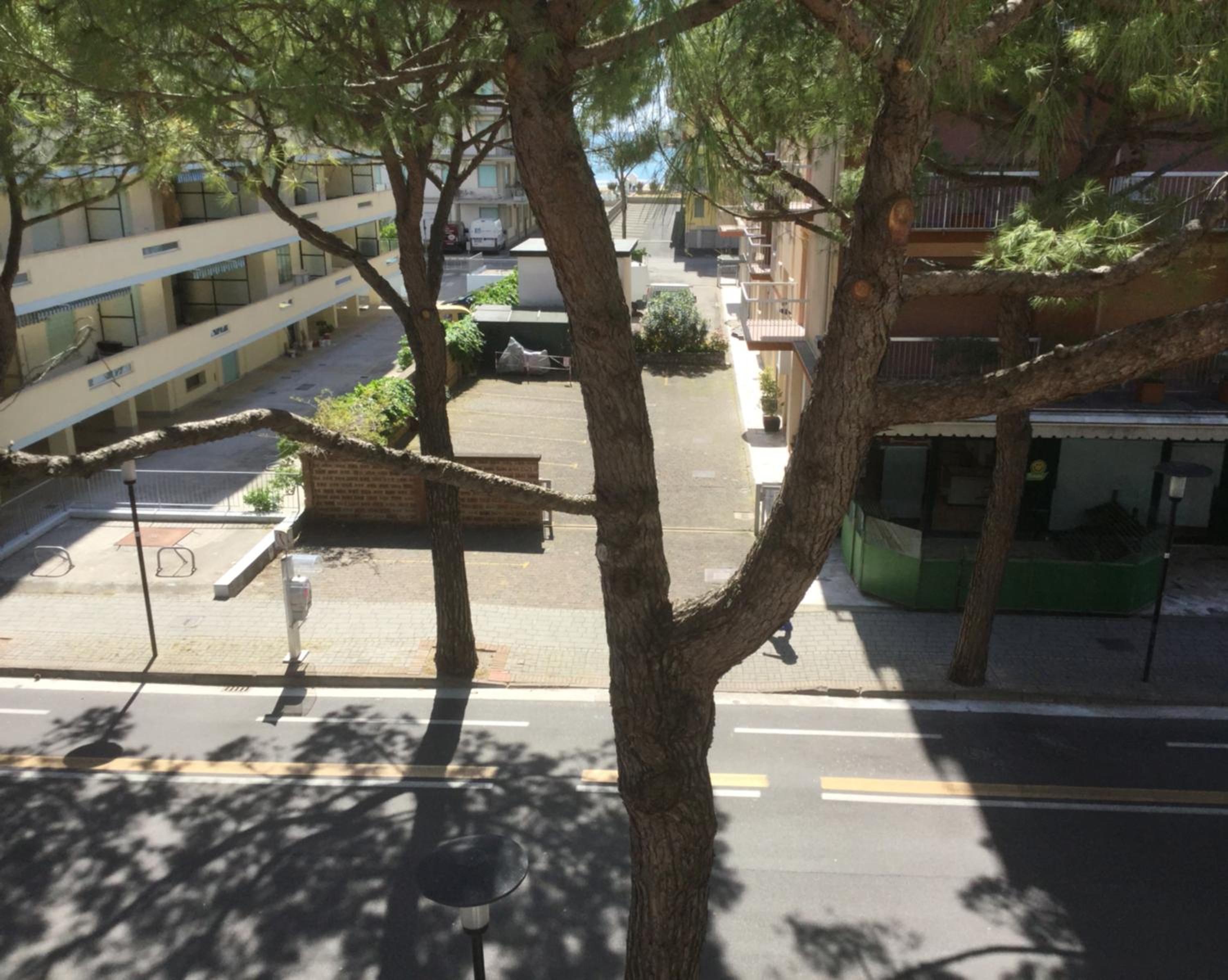 Double or Twin Room with Balcony and View - Photo 22