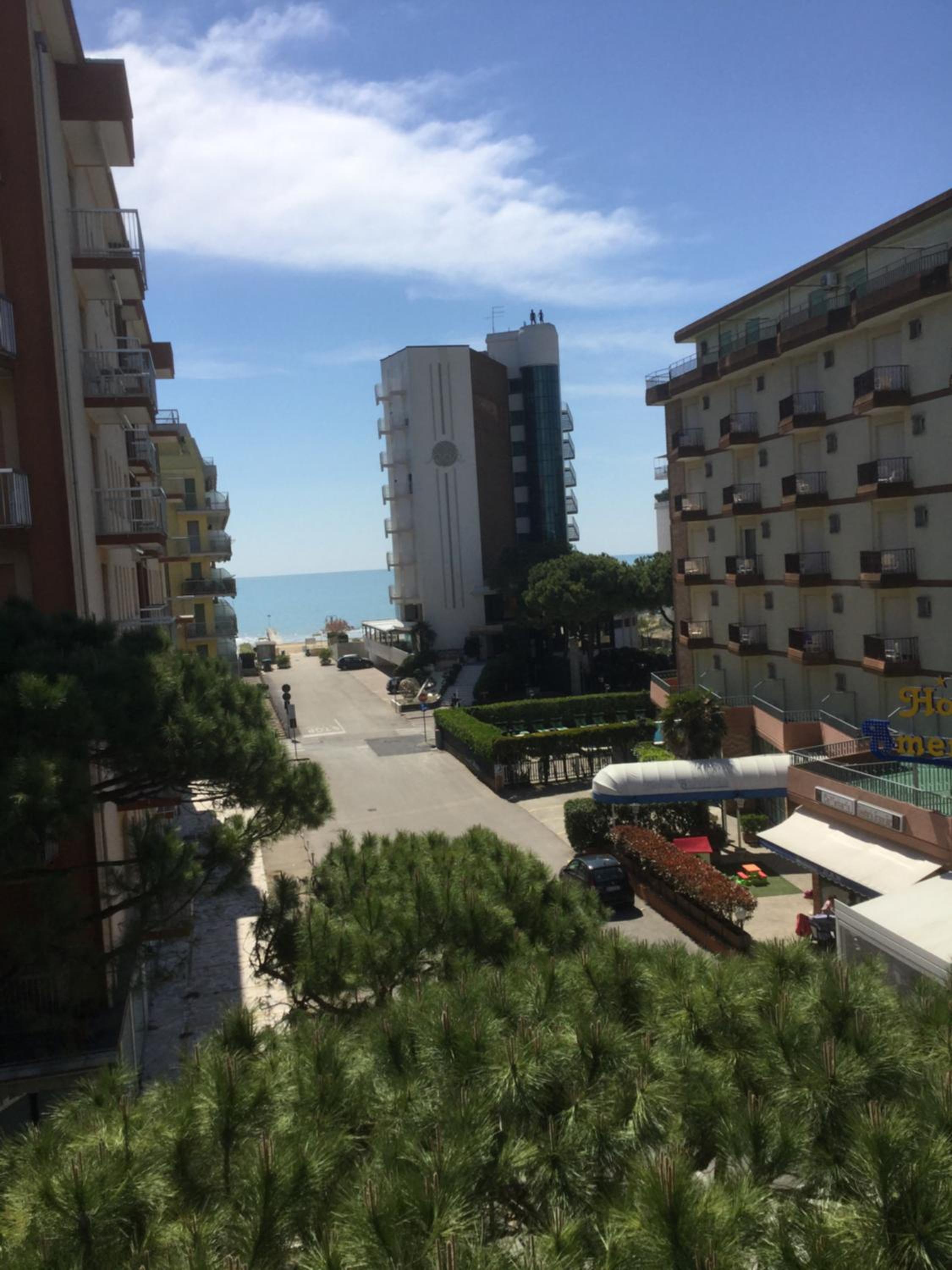 Double or Twin Room with Balcony and View - Photo 25