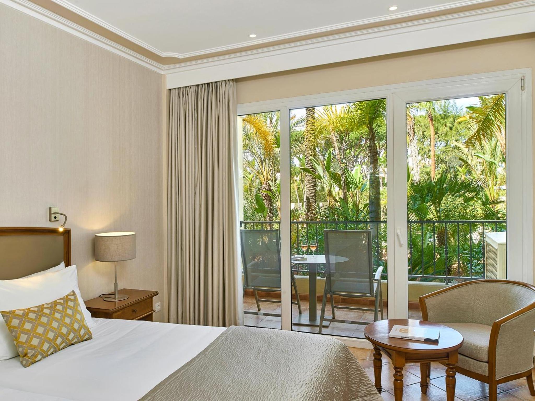 Double Room with Garden View - Photo 1