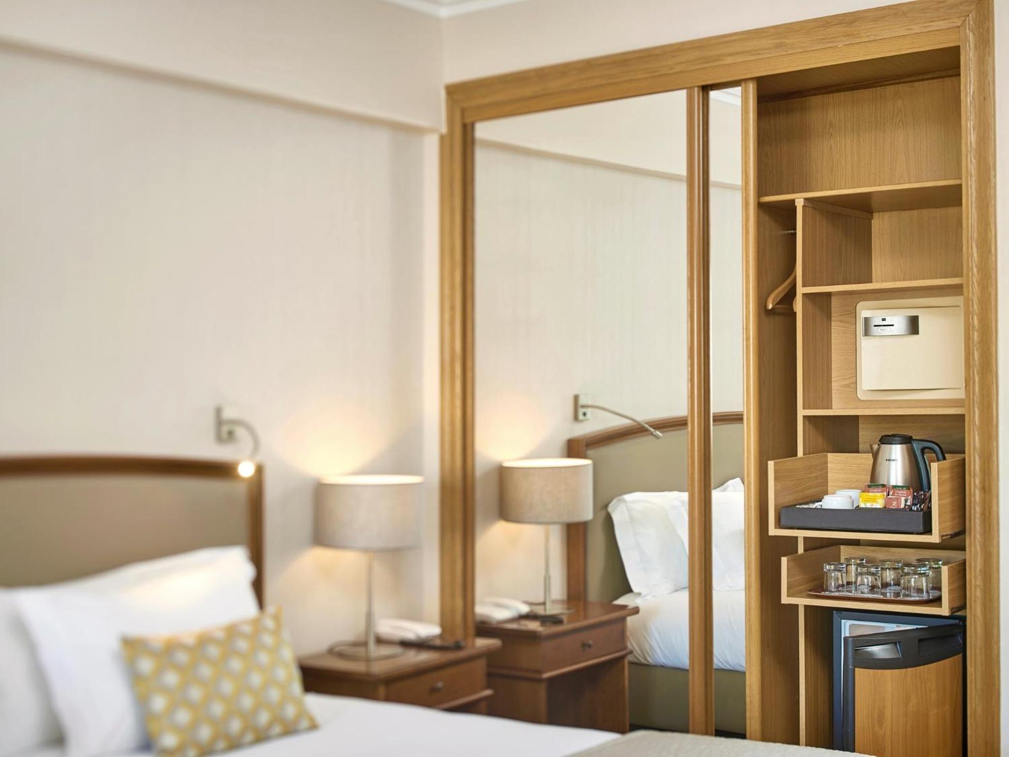 Double Room with Garden View - Photo 11