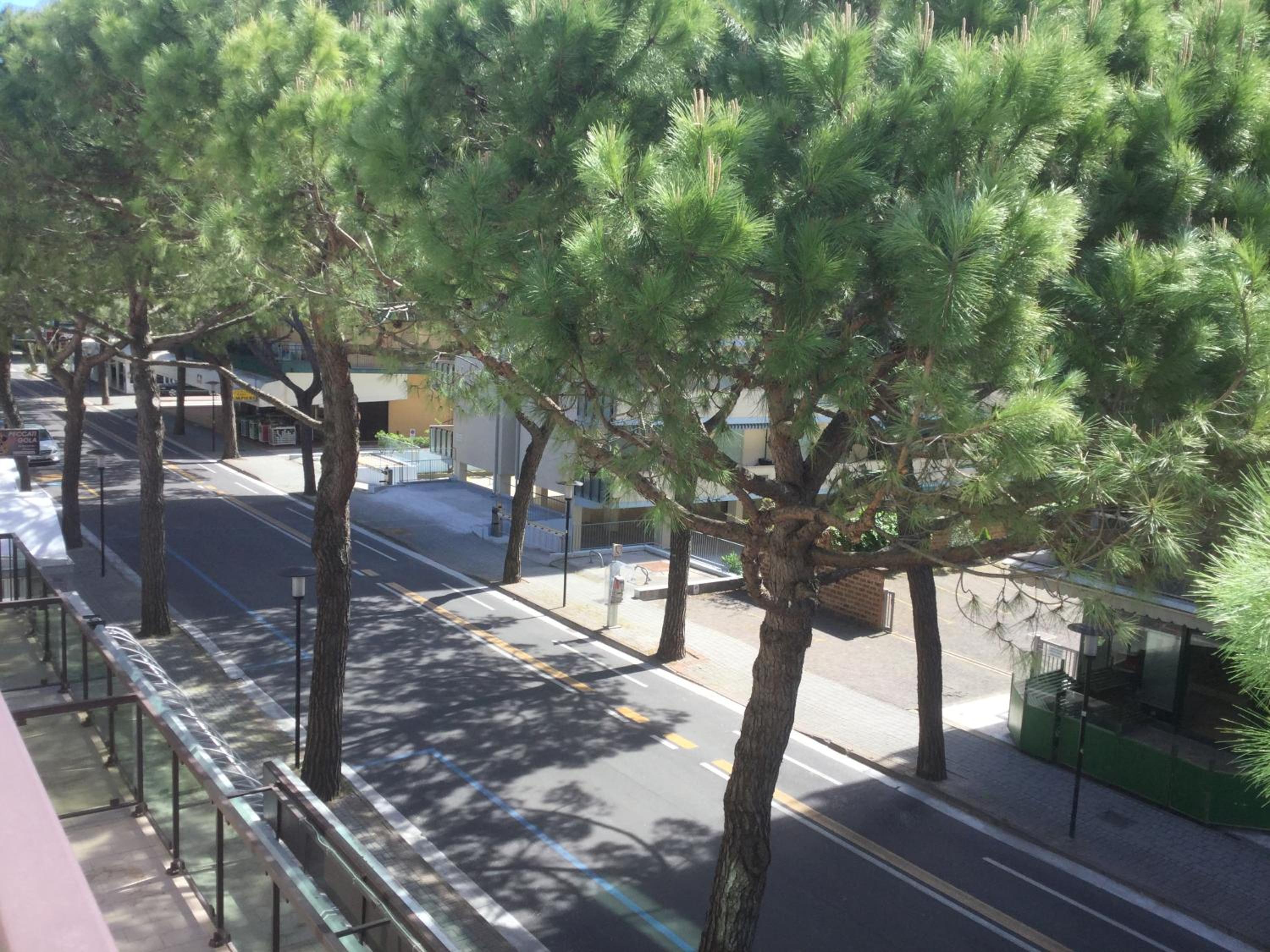 Double or Twin Room with Balcony and View - Photo 19