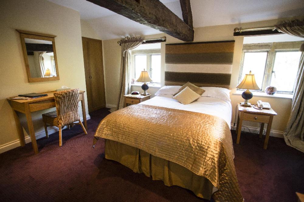 Double Room - Non-Smoking  - Photo 2