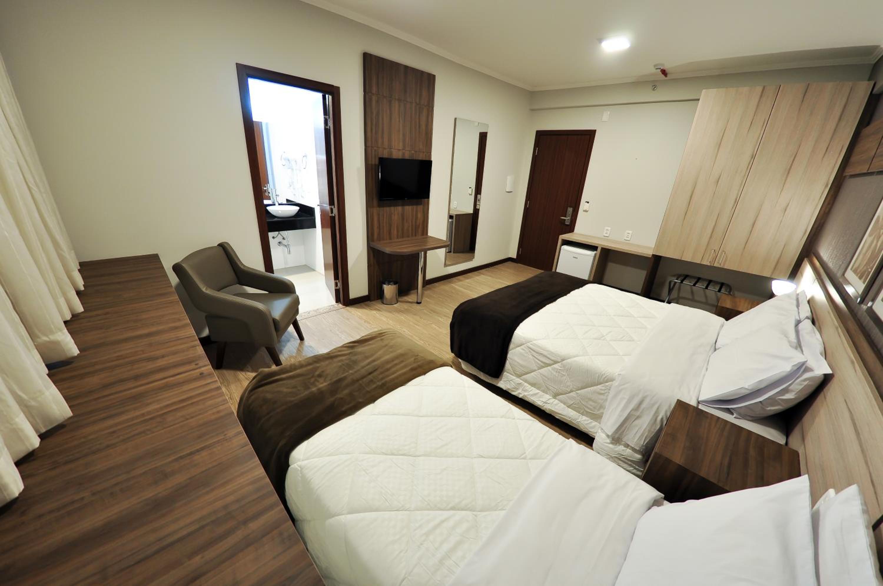 Deluxe Twin Room photo 1
