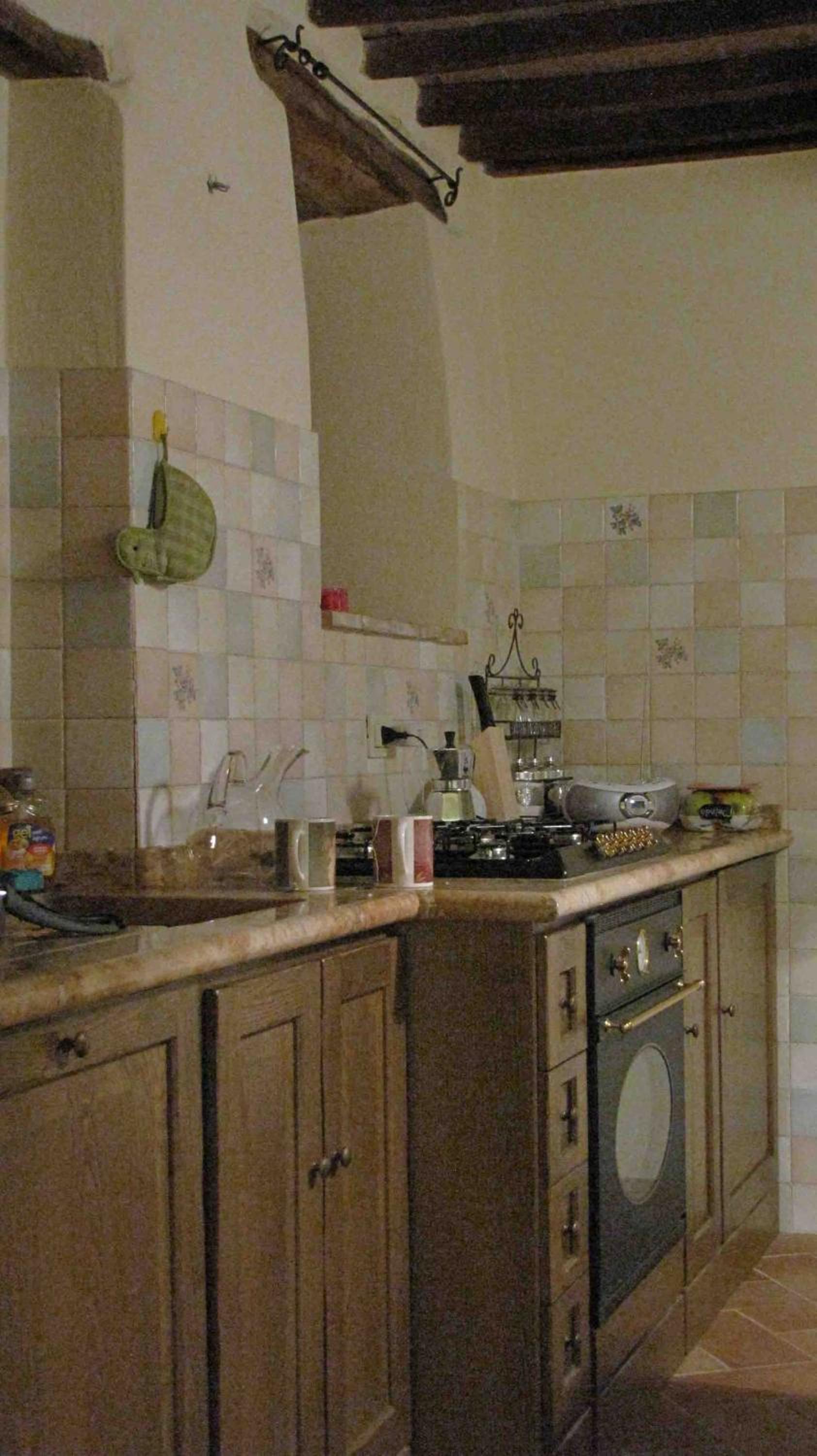 Two-Bedroom House - Photo 17