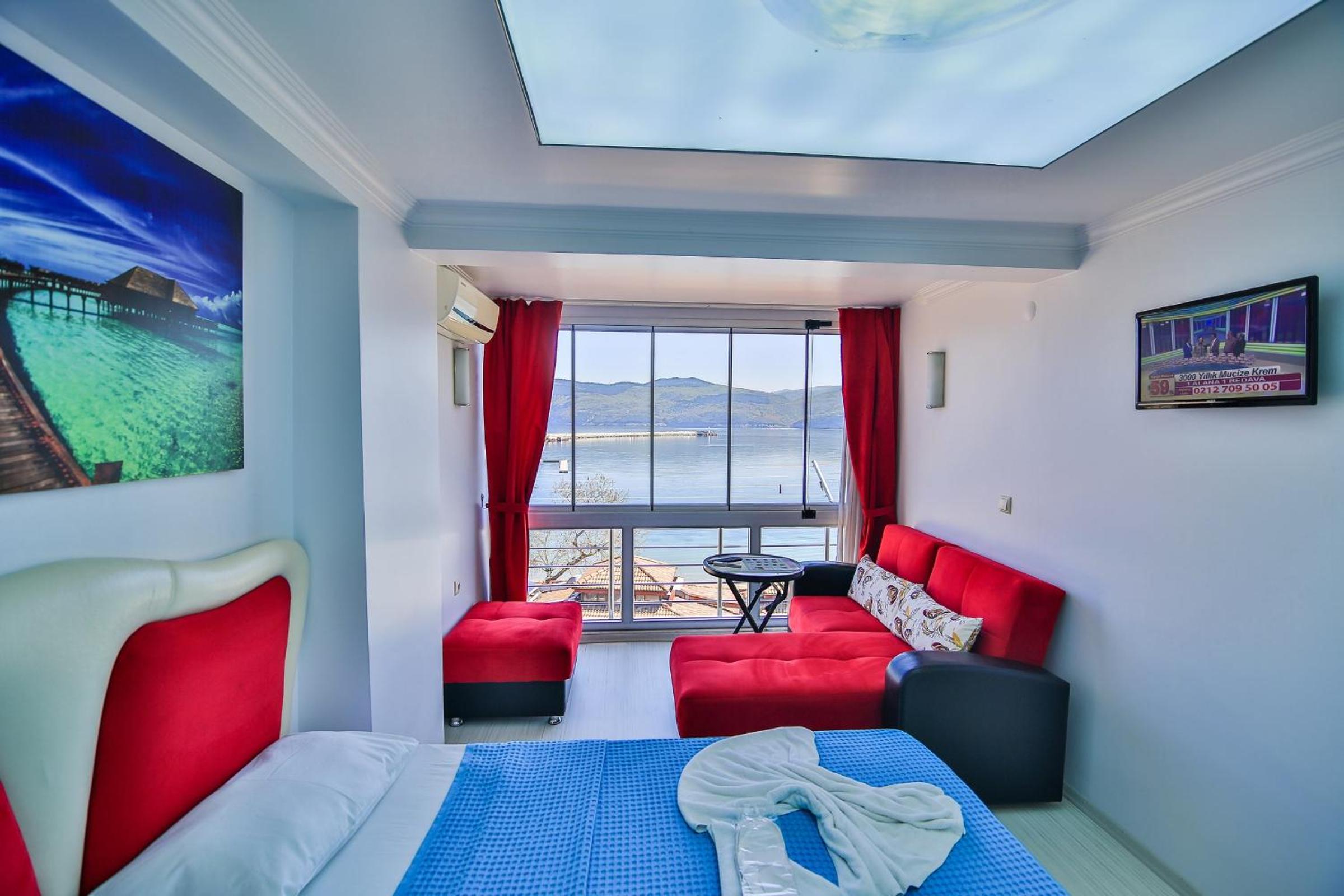Quadruple Room with Sea View