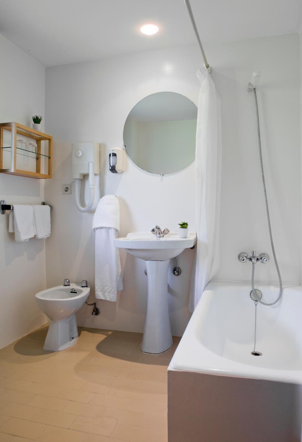 Double Room with Extra Bed photo 2