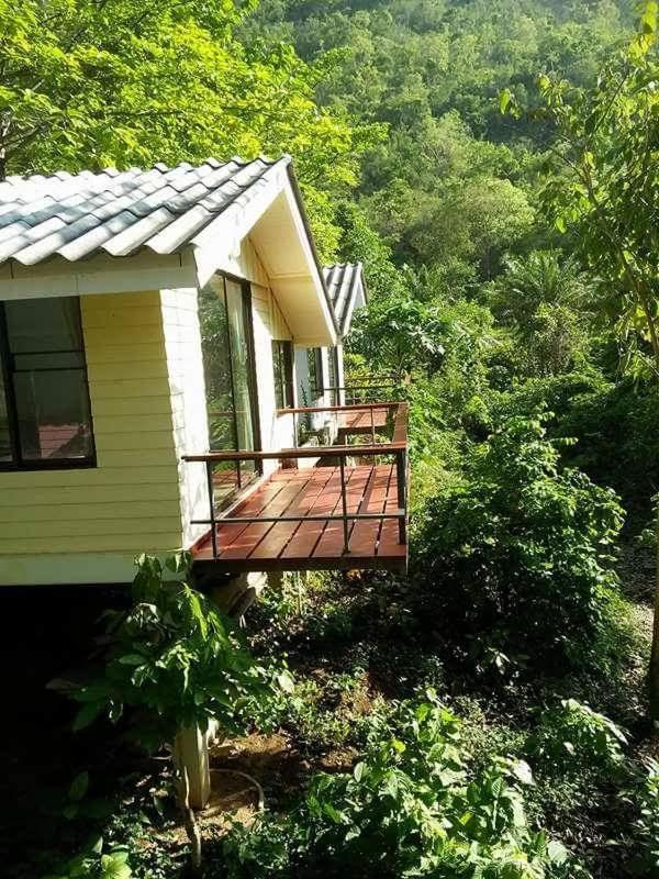 Standard Double Room with Fan - Photo 8