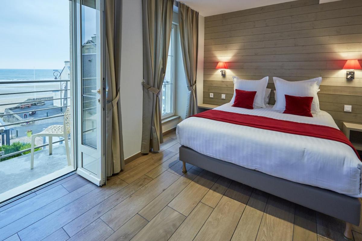 Superior Double or Triple Room with Sea View photo 2