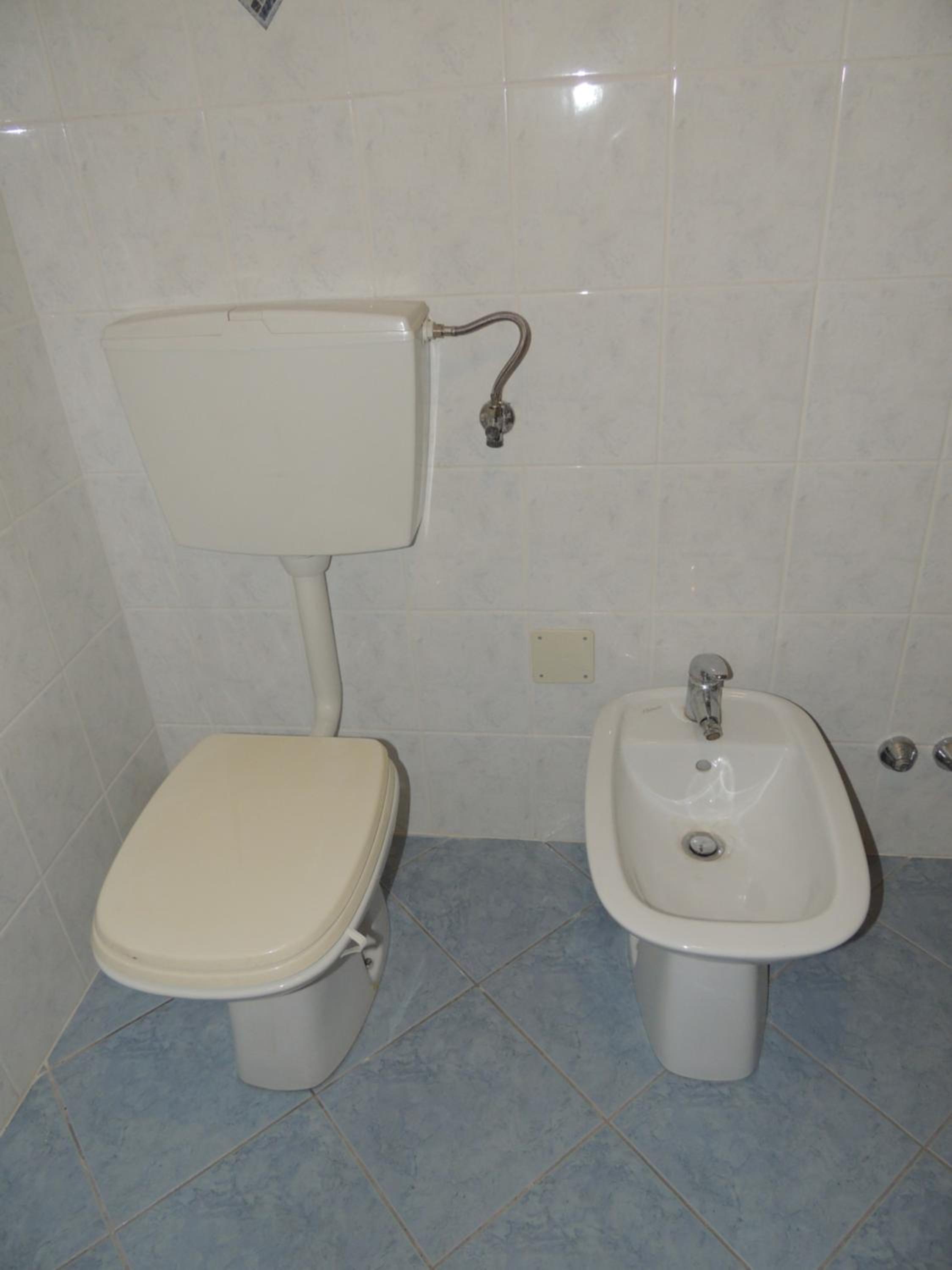 Two-Bedroom House - Photo 20