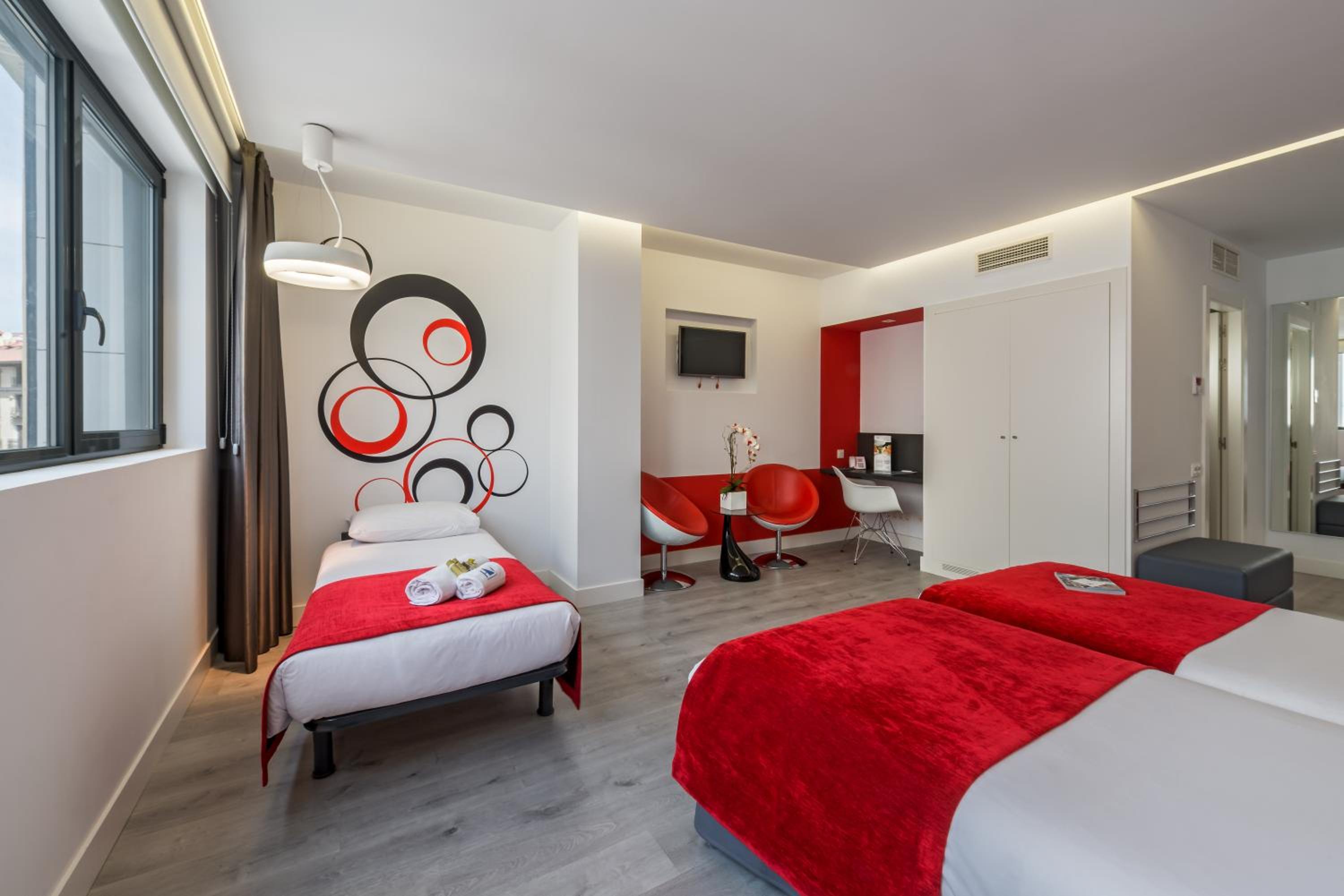 Double or Twin Room with Extra Bed (3 Adults)
