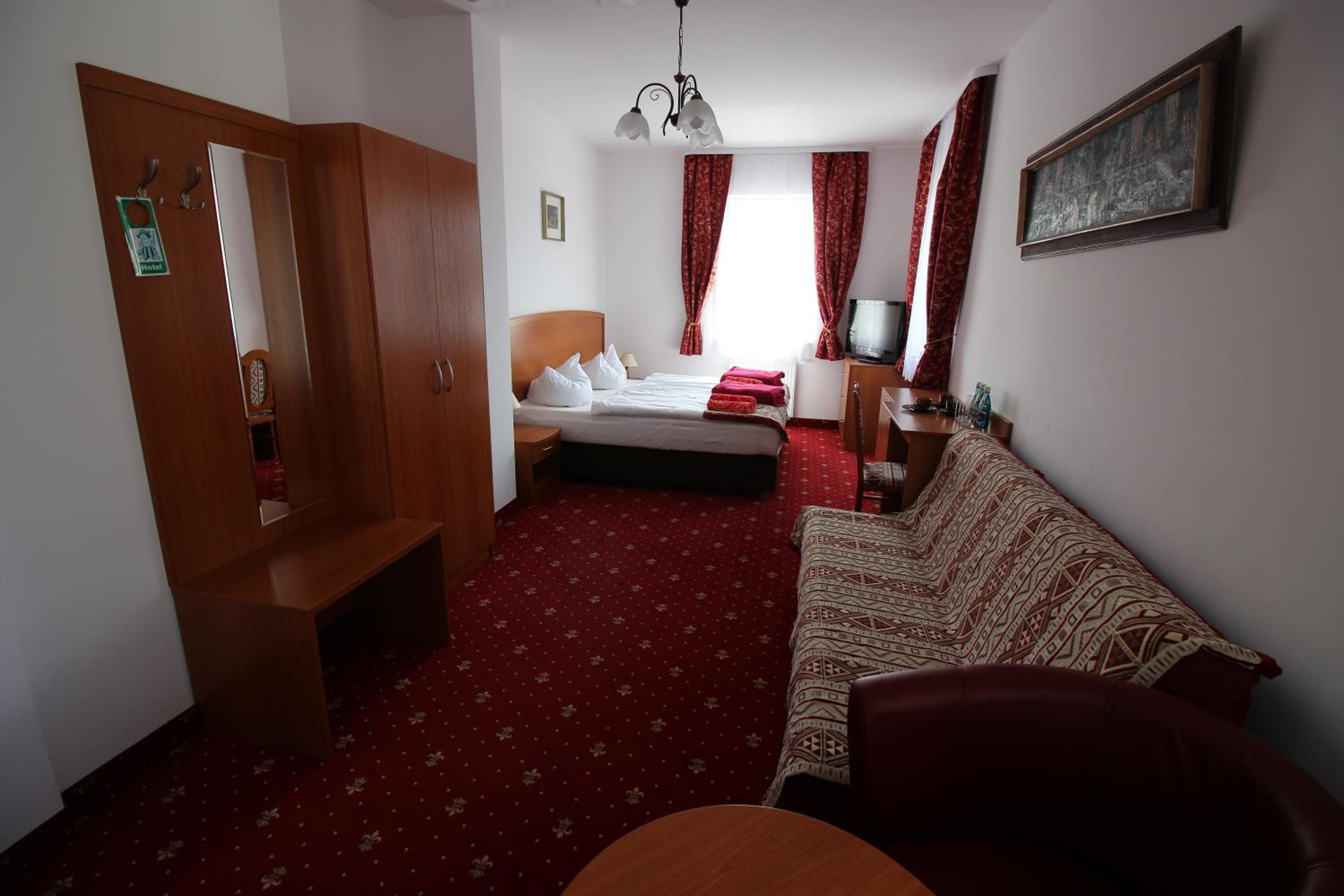 Triple Room with Balcony photo 3