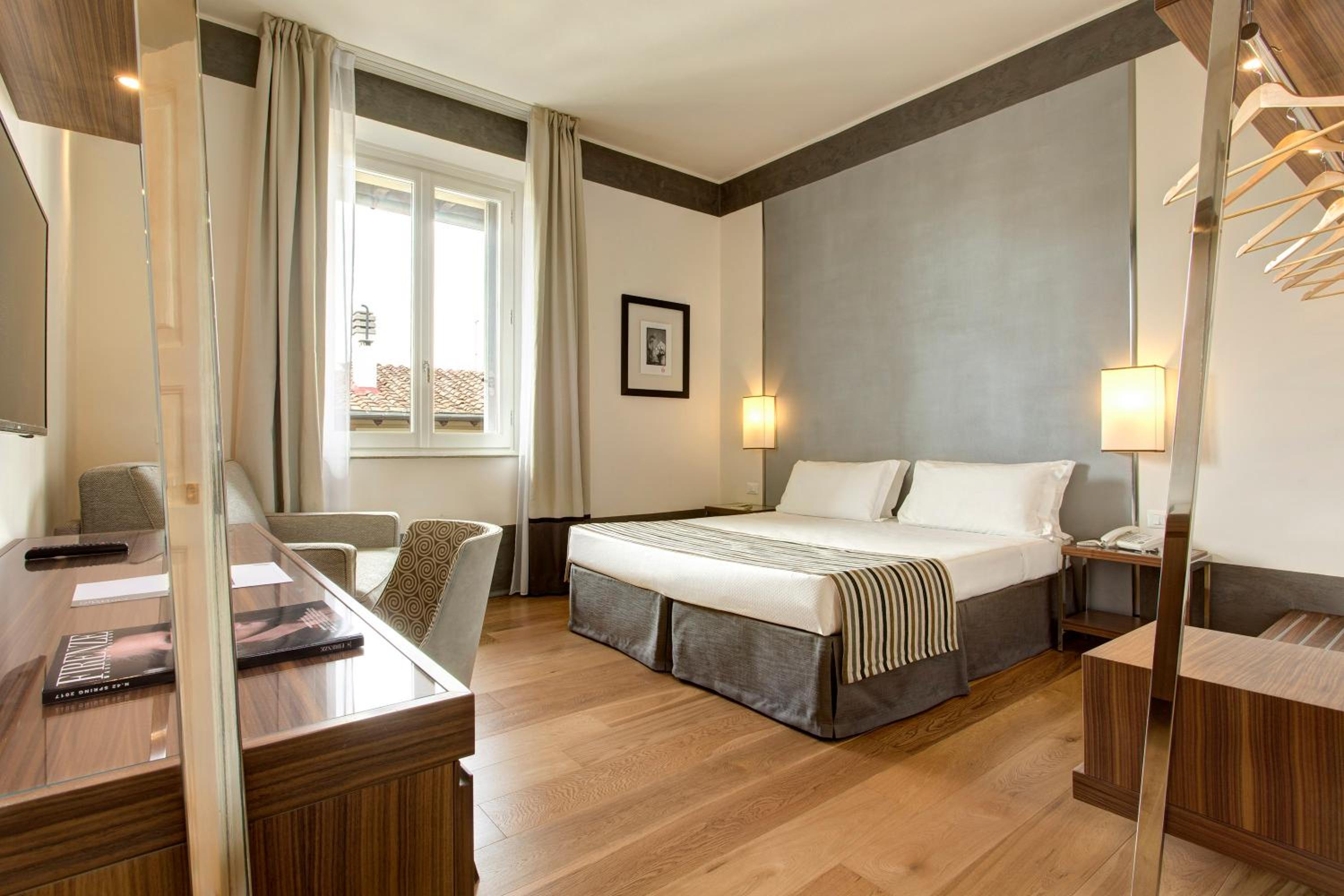 Double or Twin Room photo 2