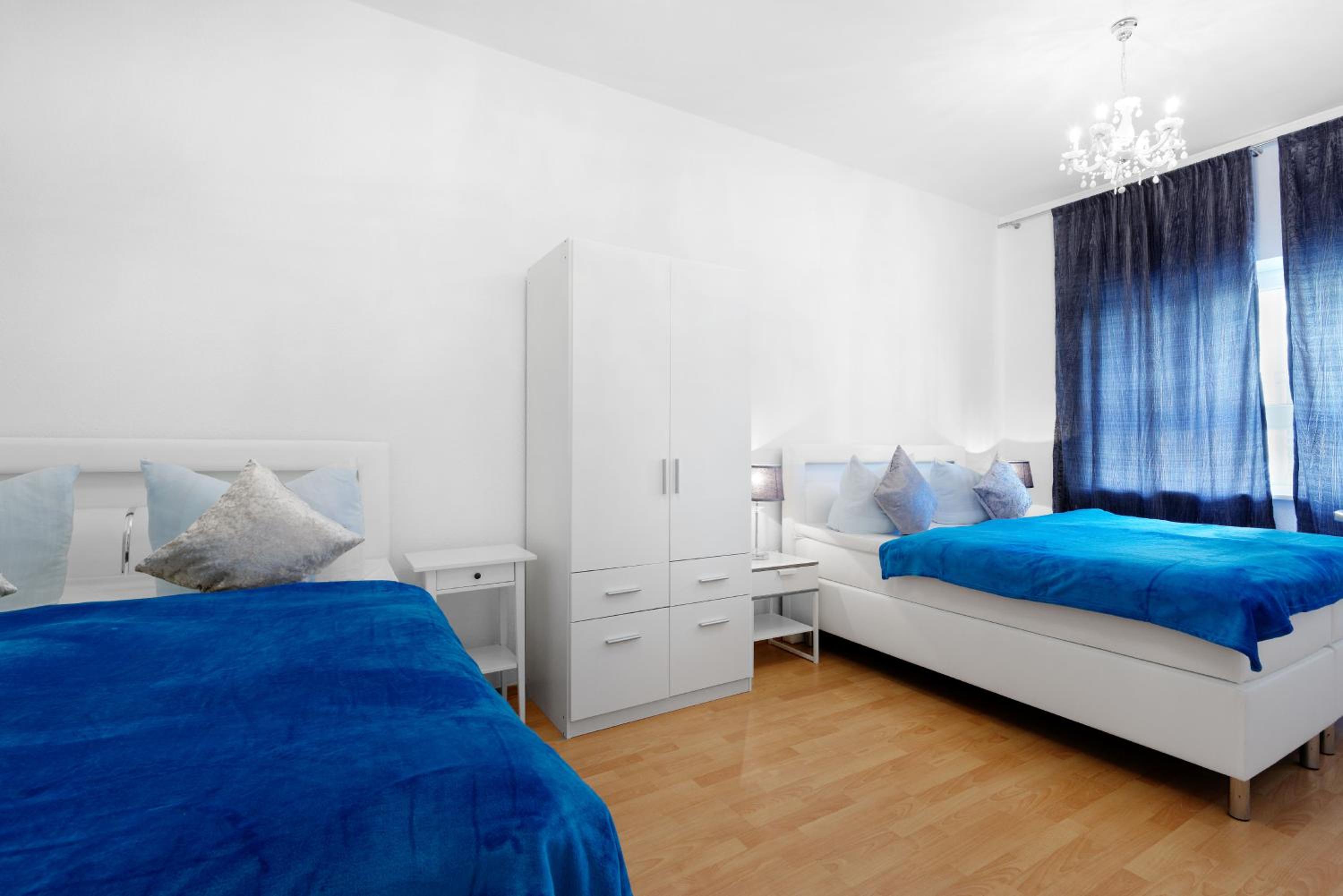 Deluxe Apartment photo 2