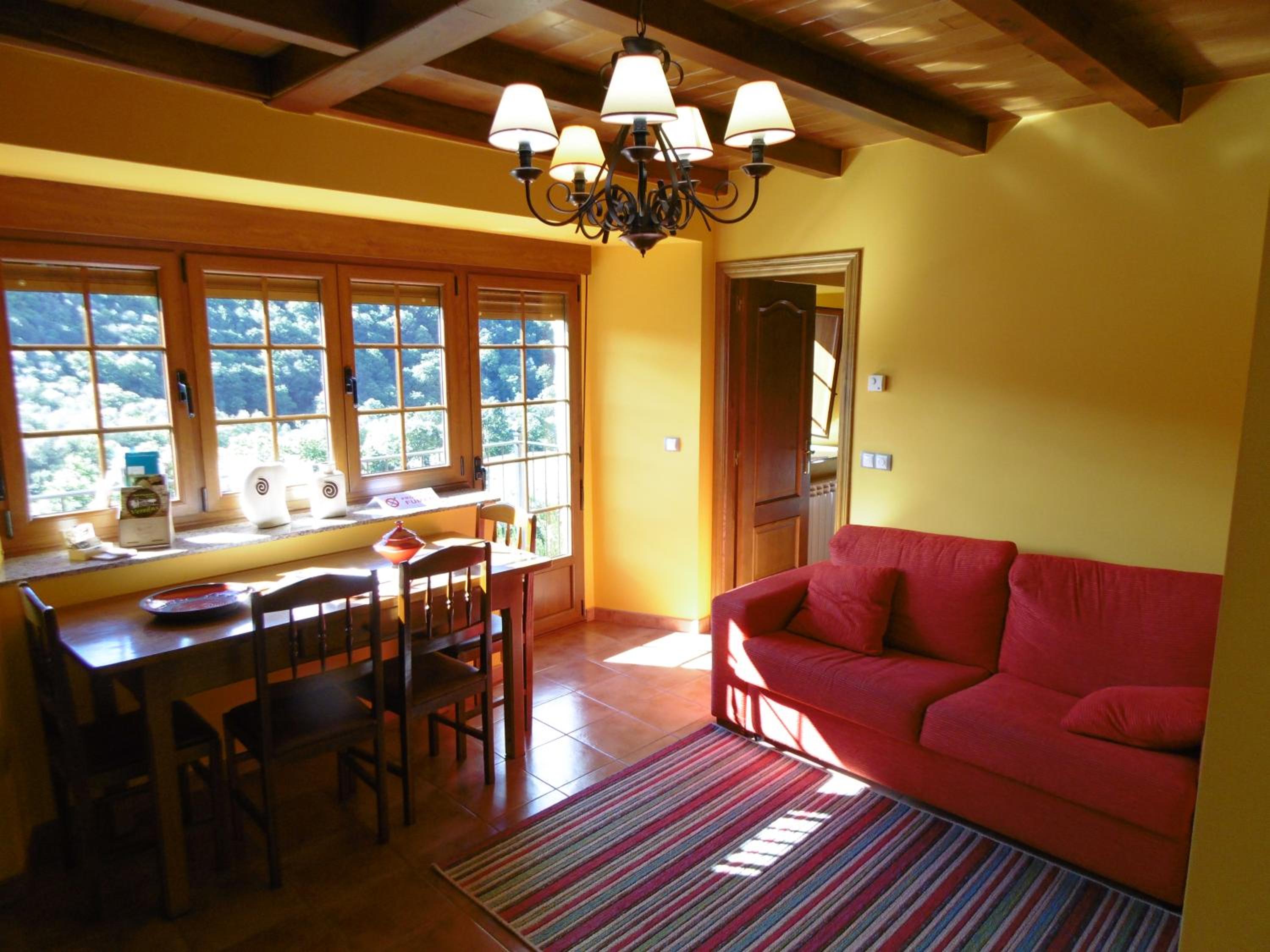 Apartamento con Balcón