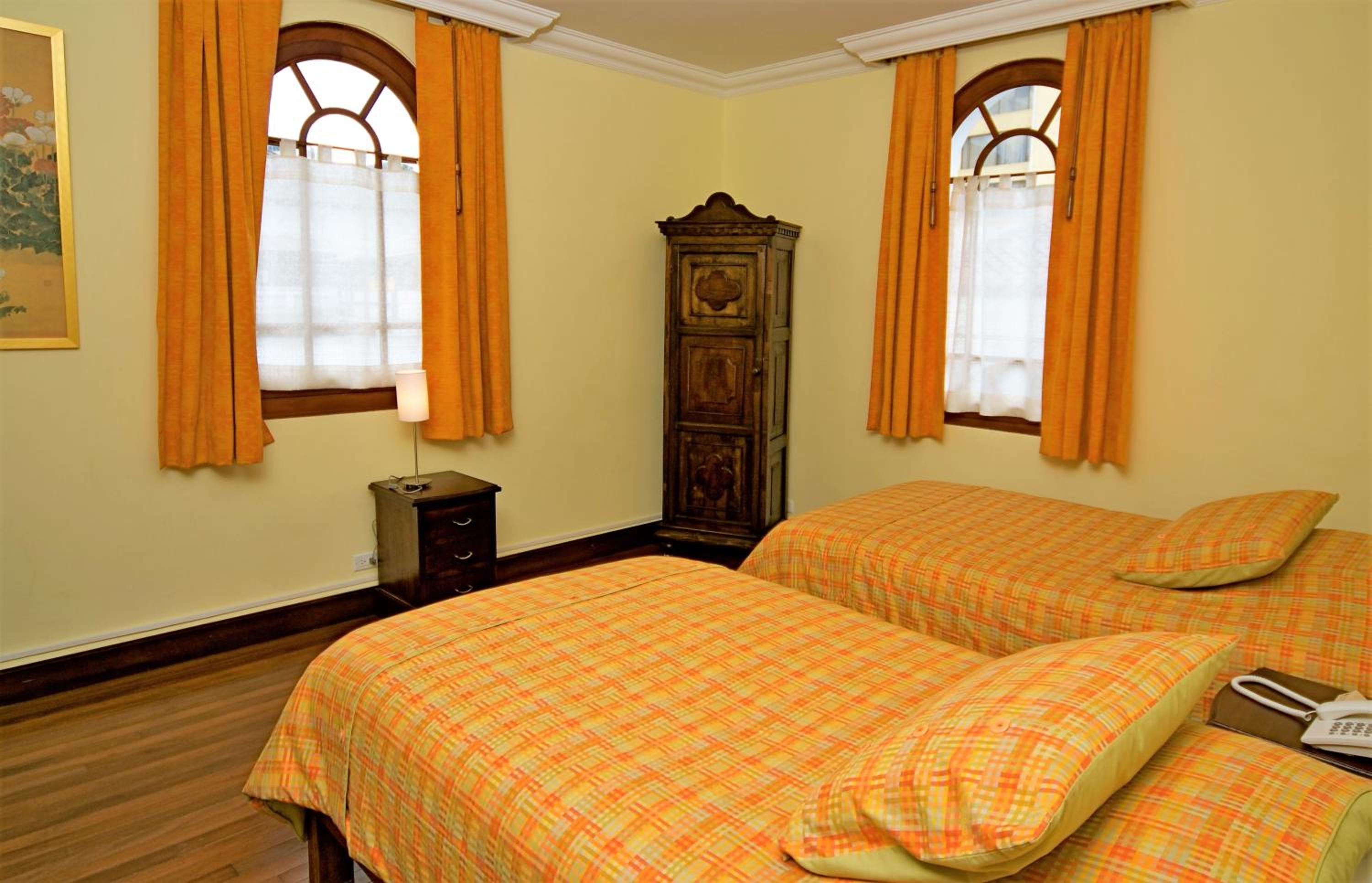 Standard Twin Room