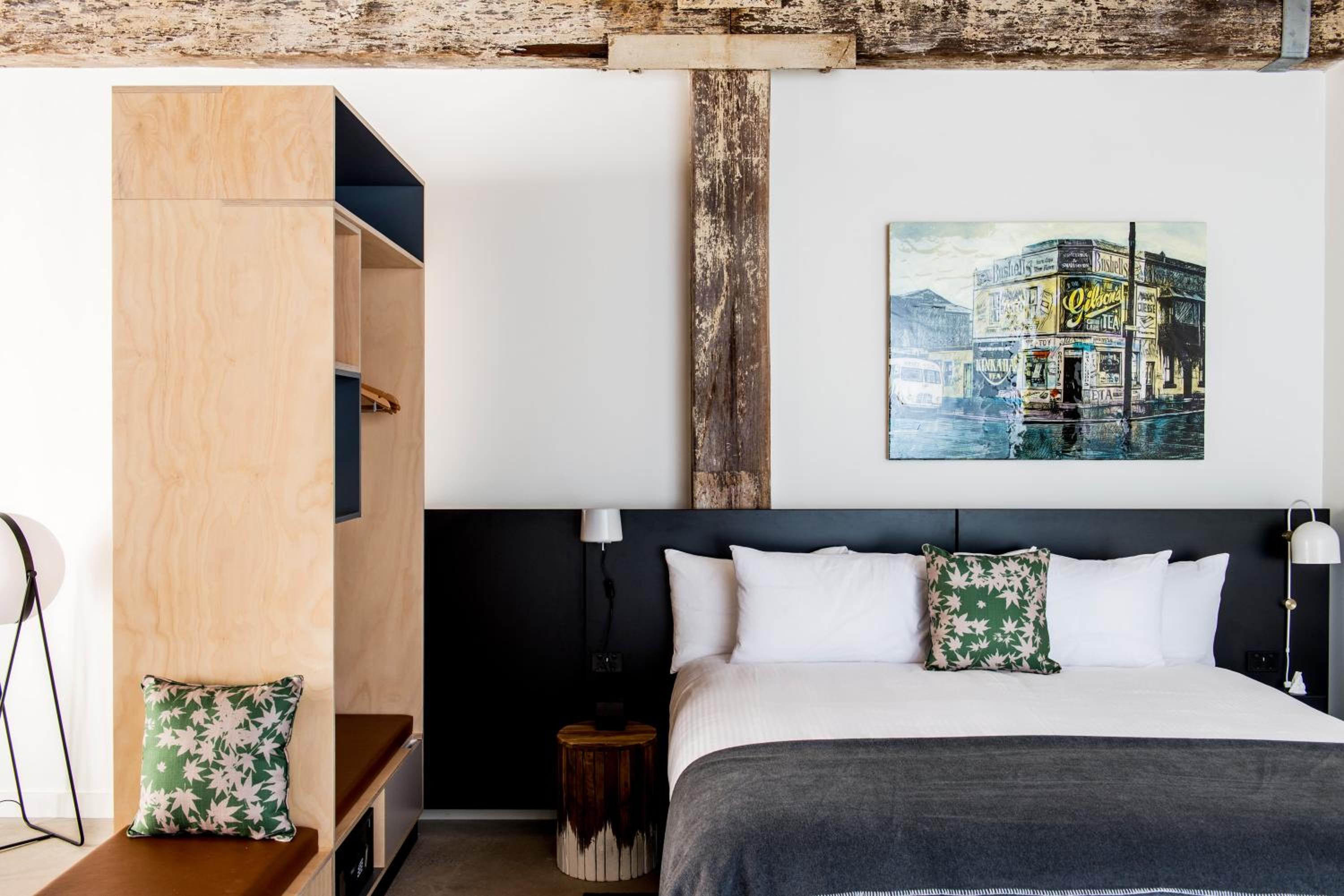 Adjoining Junior Suites