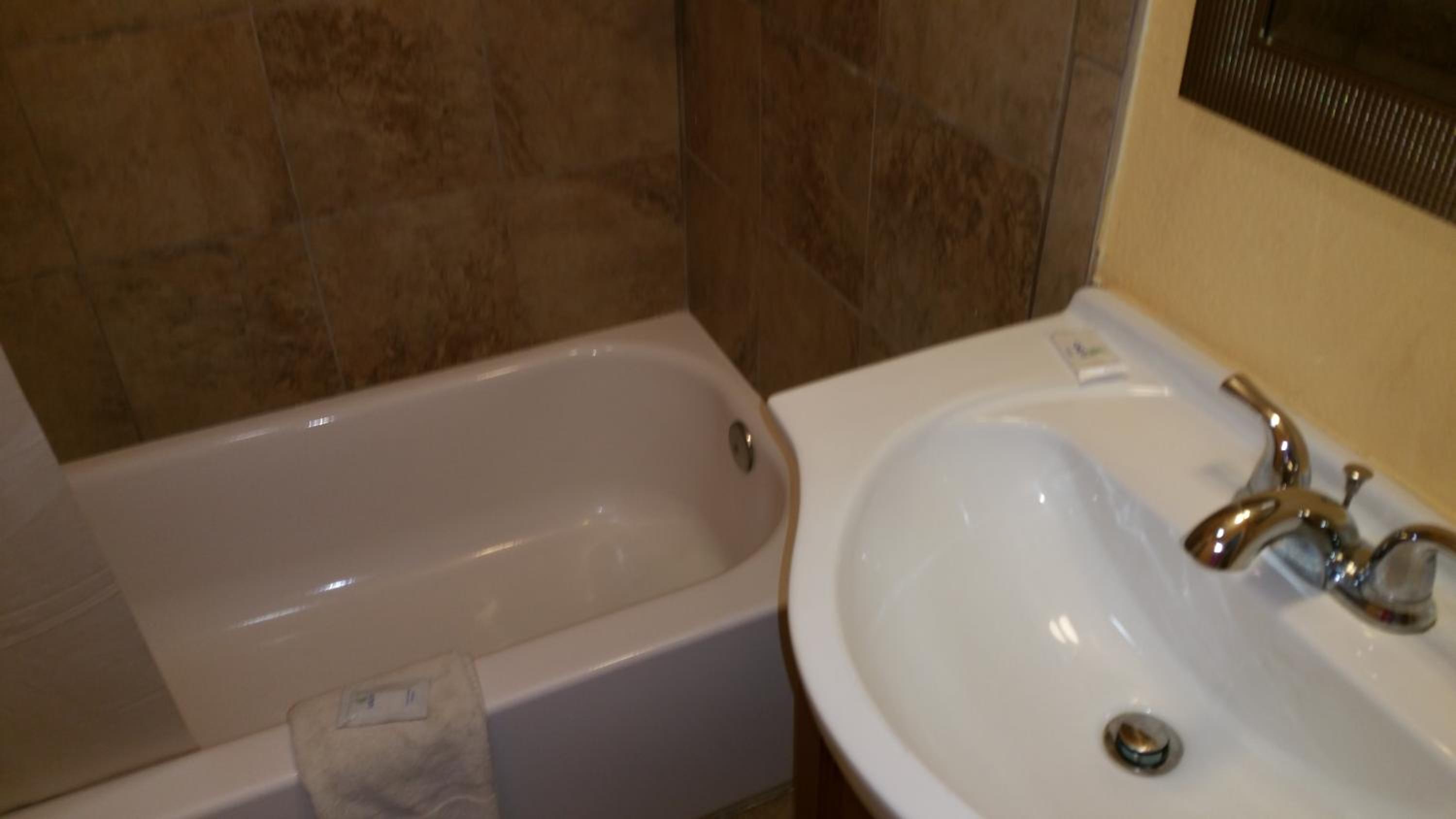 Double Room - Photo 4