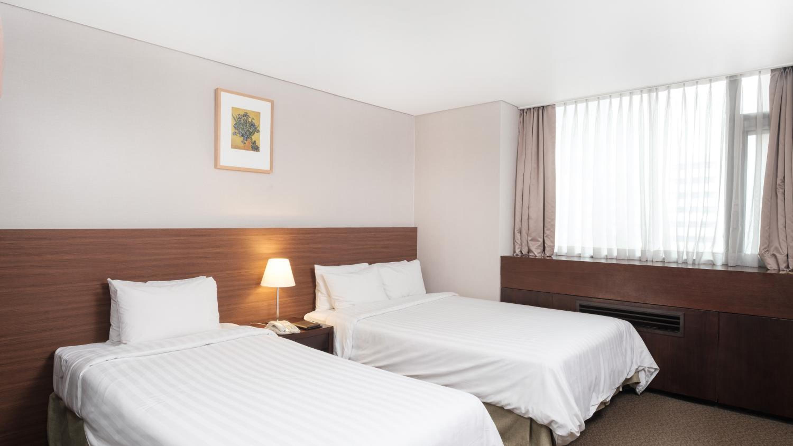 Deluxe Twin Room - Photo 1