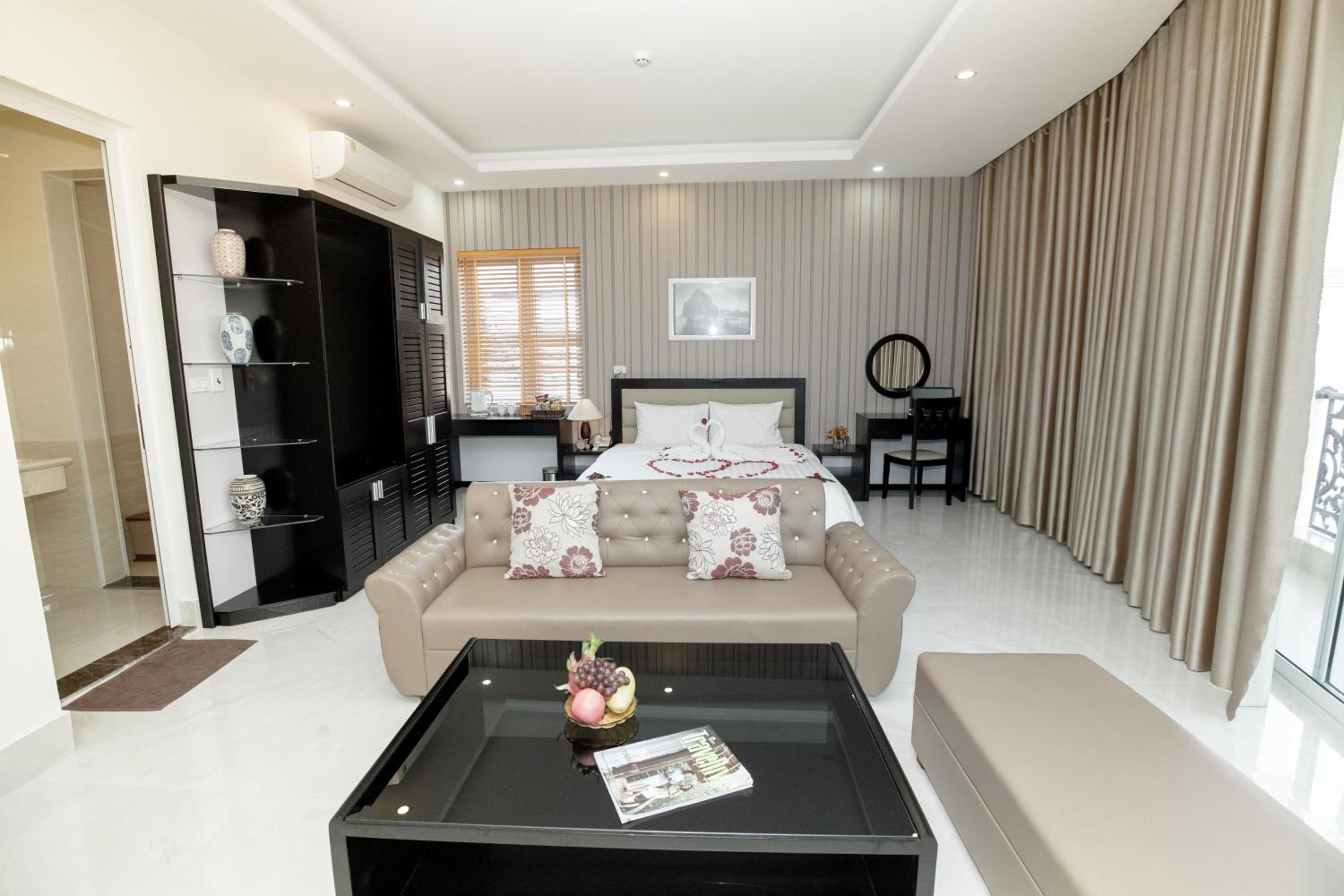 King Suite with Balcony
