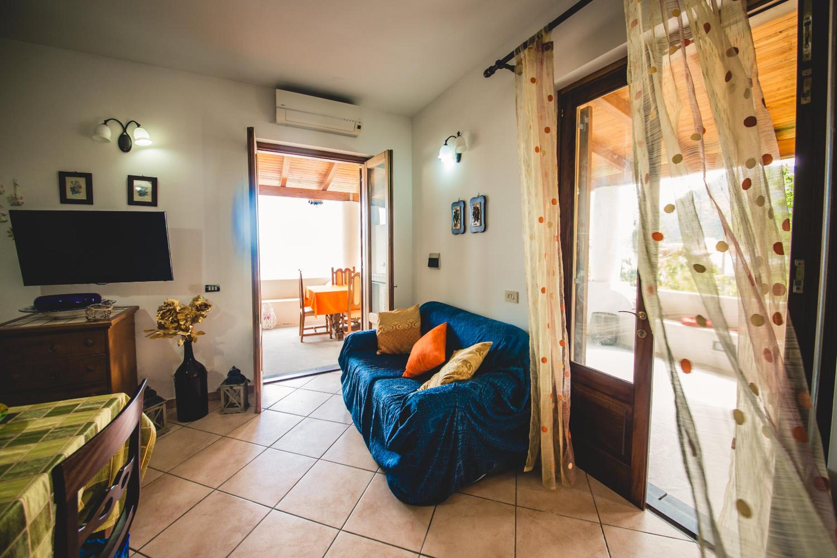 Deluxe Apartment with Terrace and Sea View