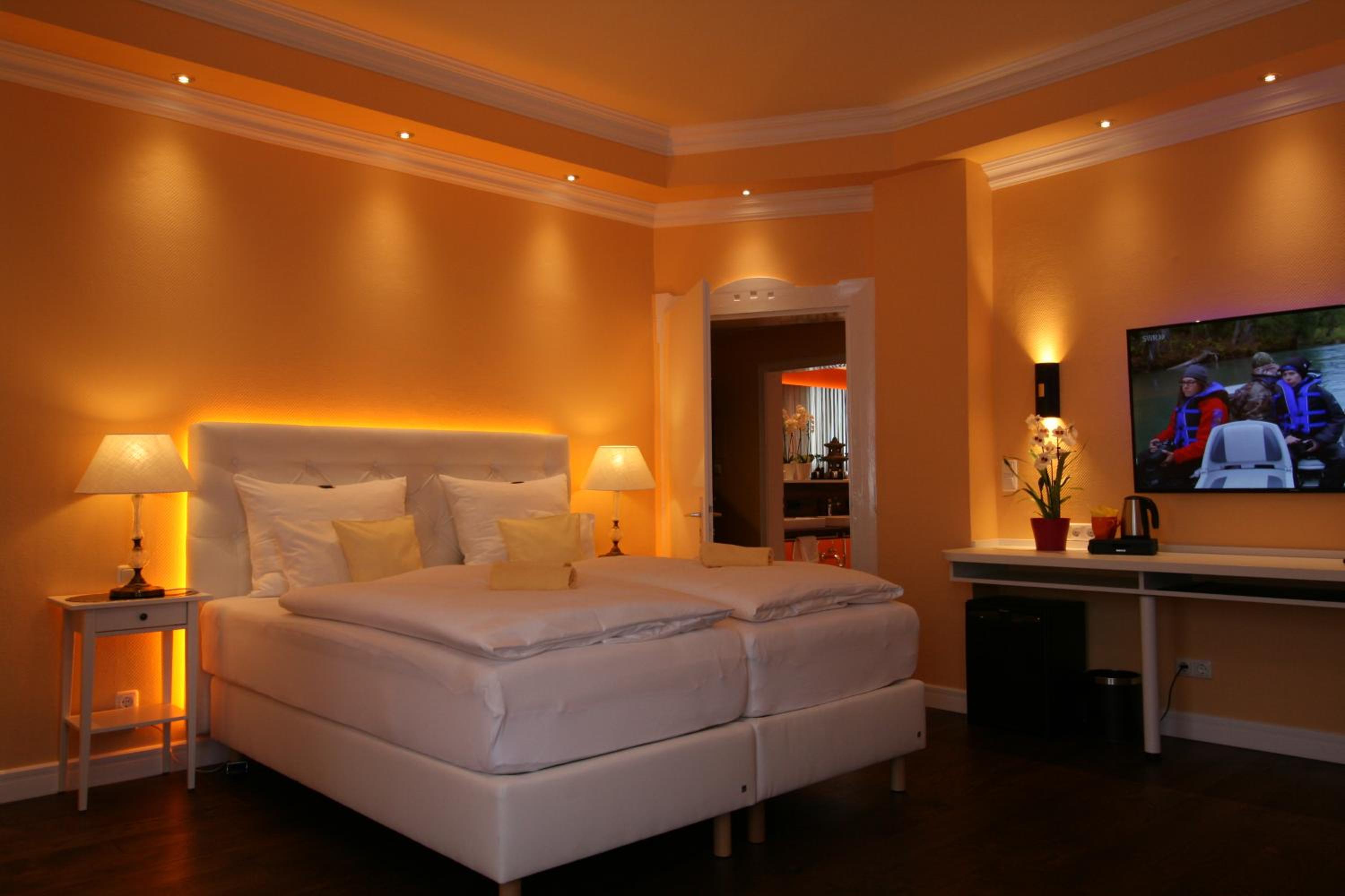 Deluxe Double Room with Balcony and Private External Bathroom photo 3