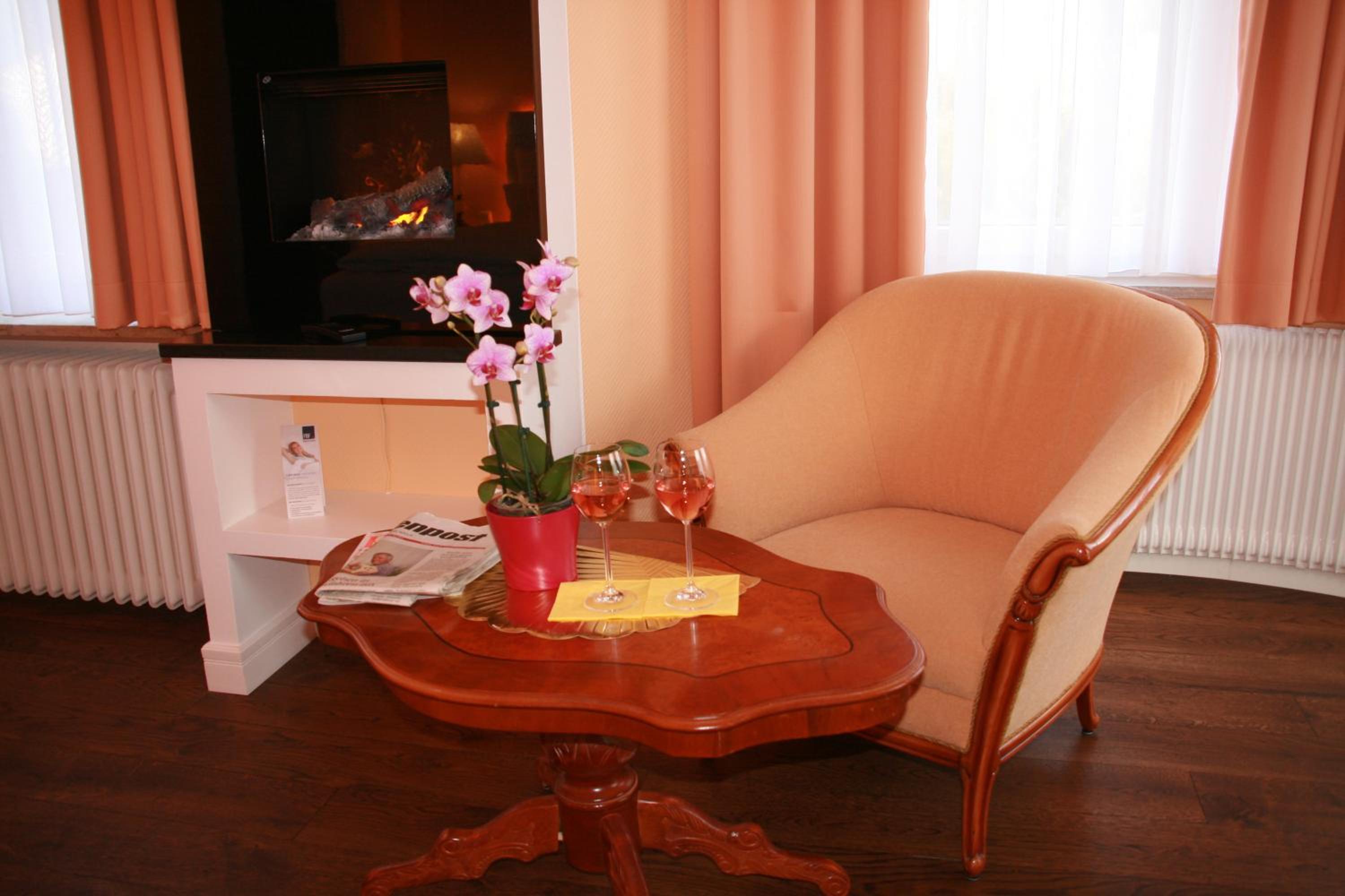 Deluxe Double Room with Balcony and Private External Bathroom