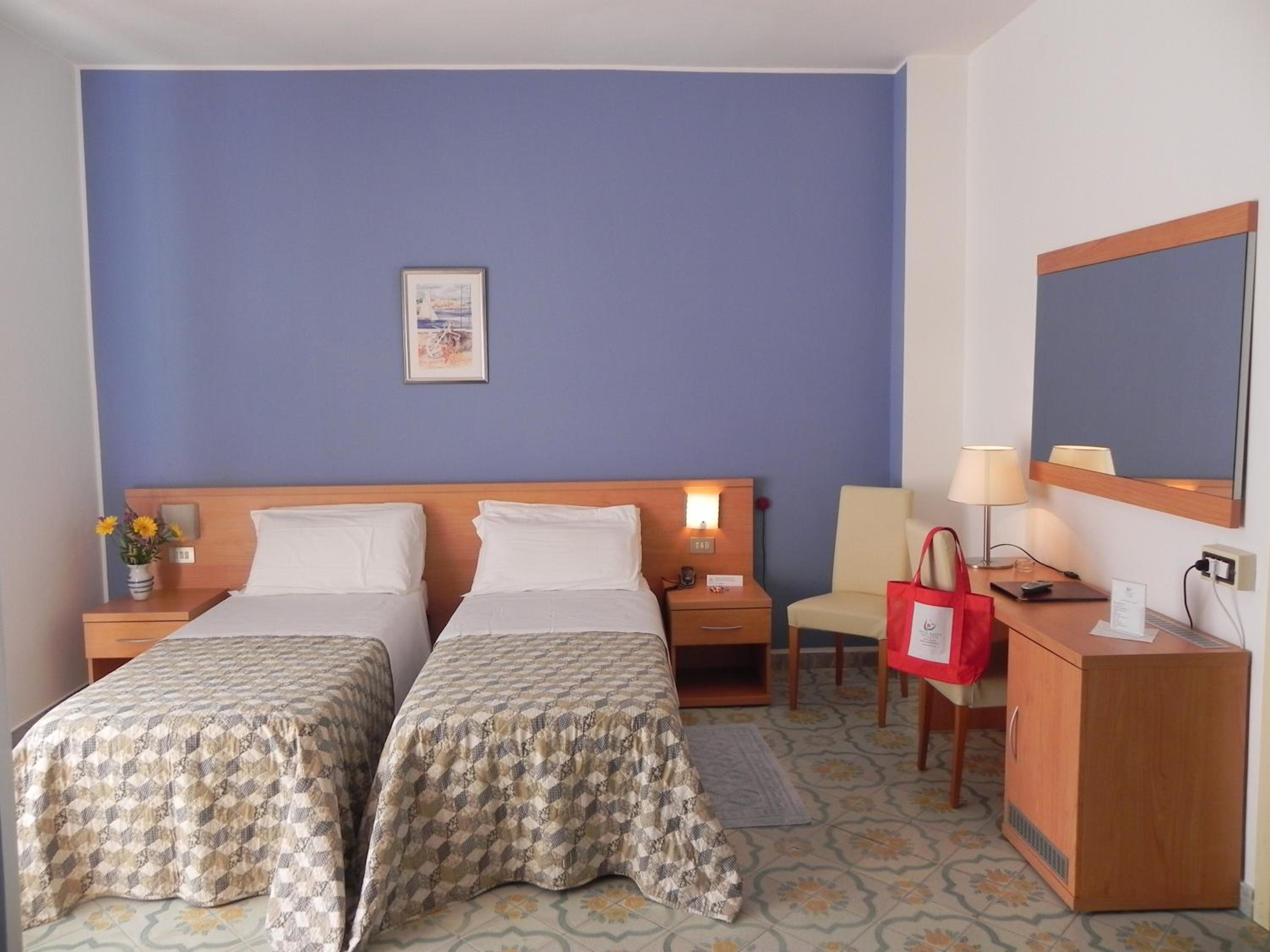 Twin Room photo 2