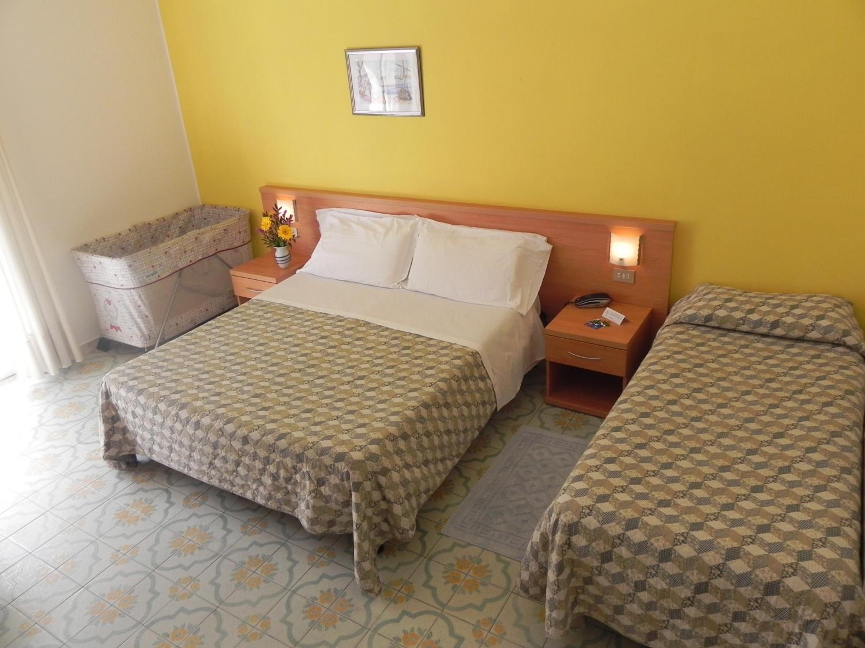 Triple Room photo 3