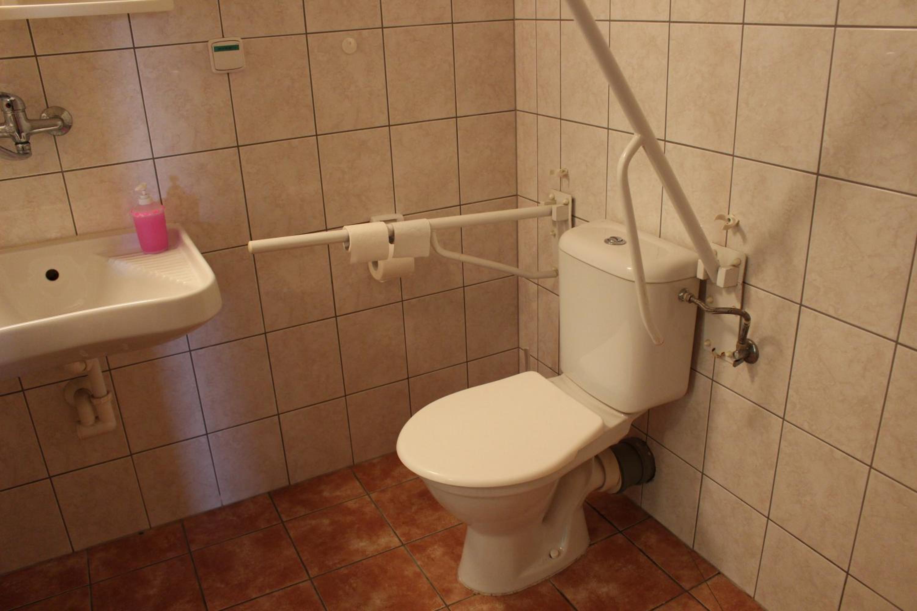 Triple Room - Disability Access photo 2