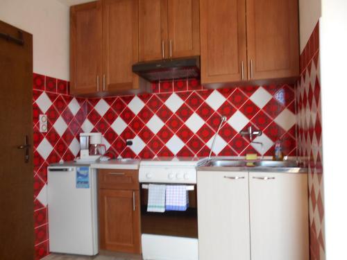 Studio Apartment photo 3