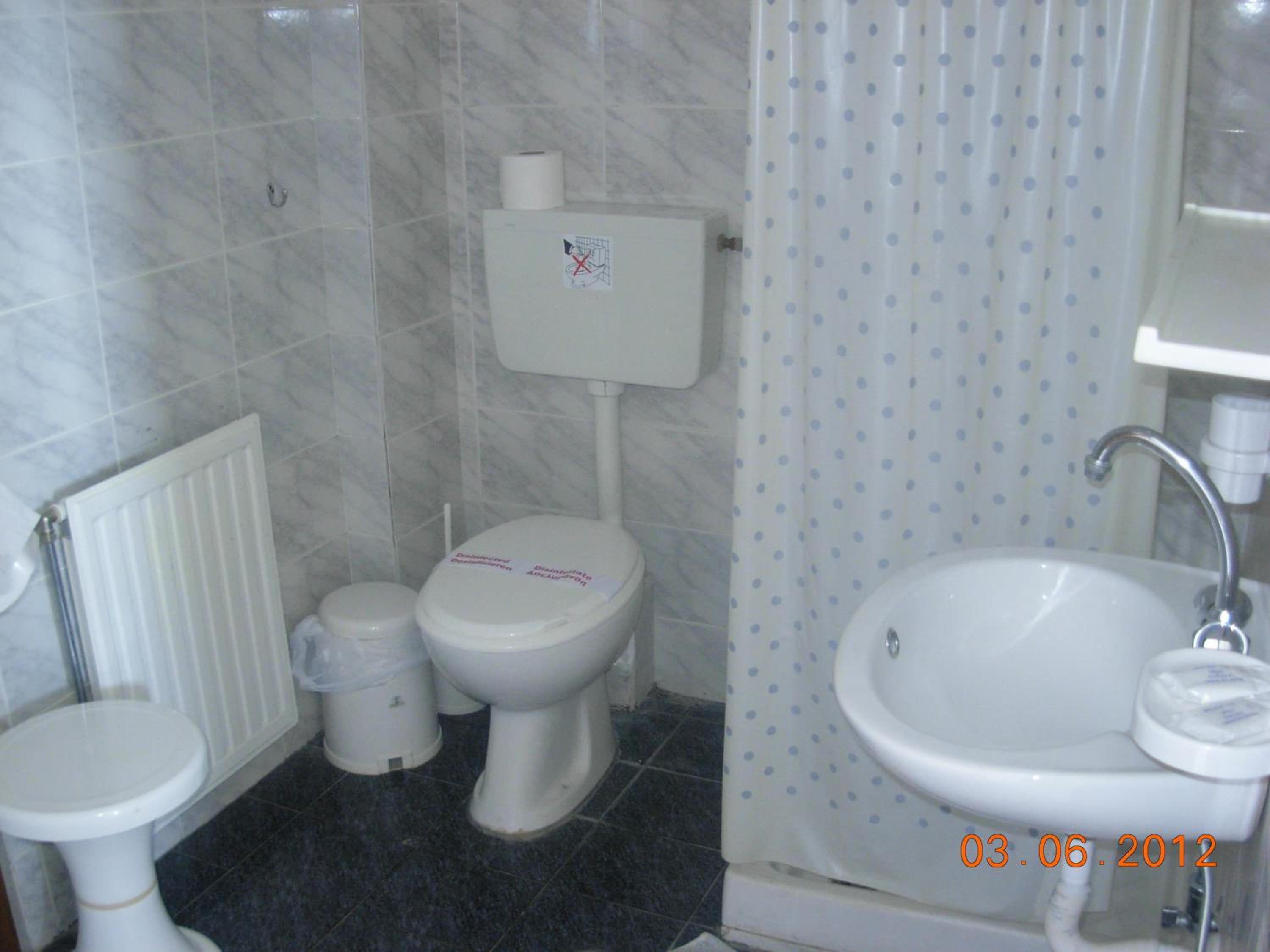 Economy Double Room with Sea View - Photo 3