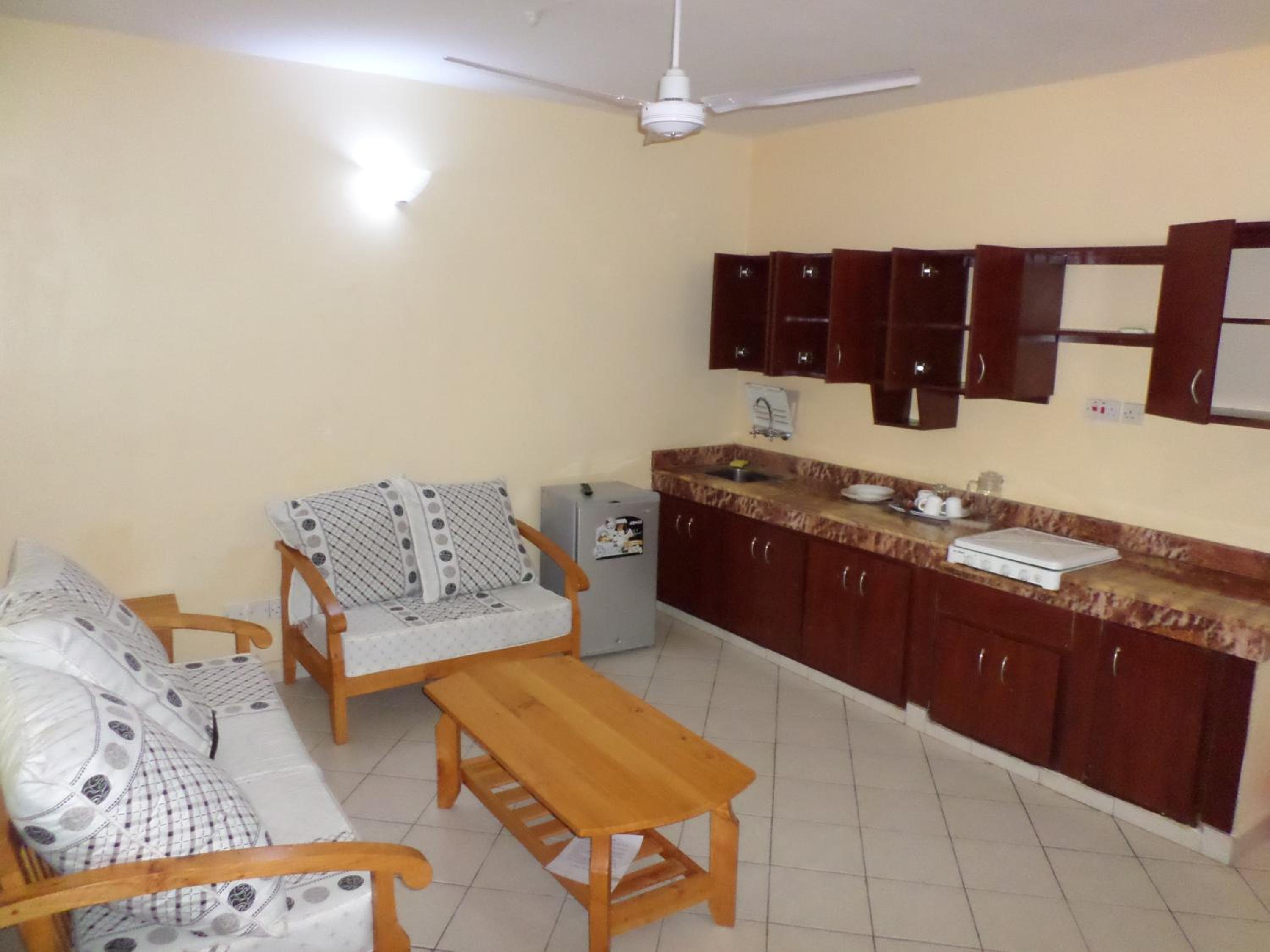 One-Bedroom Apartment