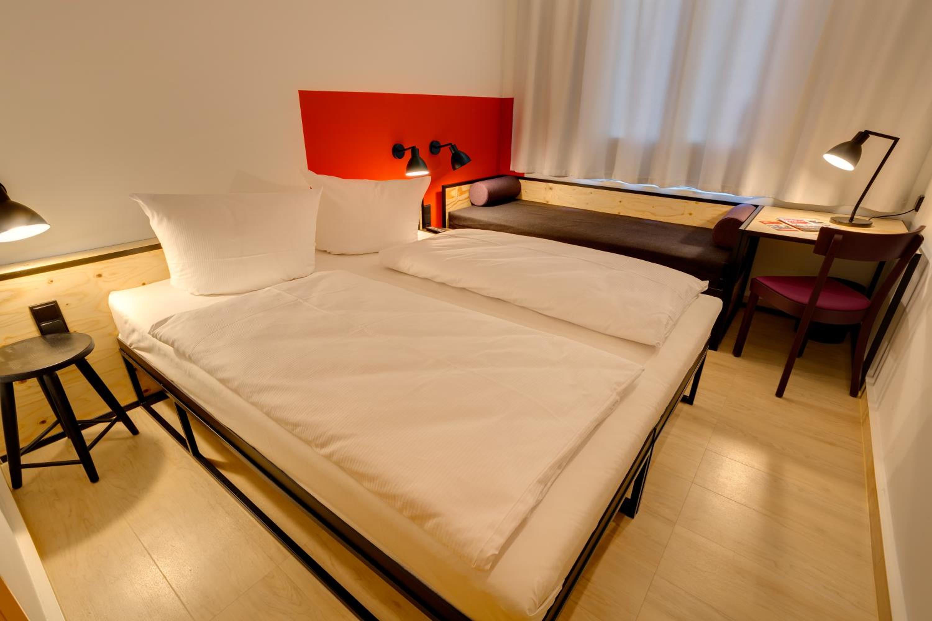 Triple Room with Double Bed photo 1