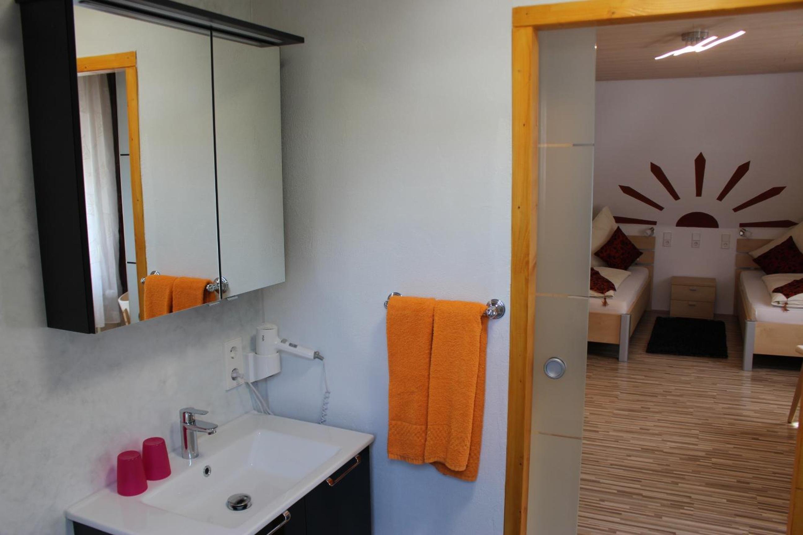 Large Single Room photo 2
