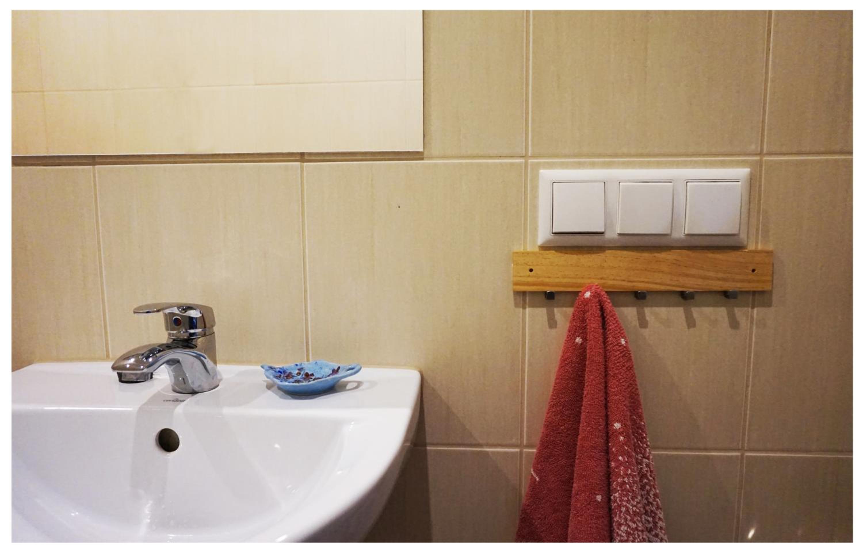 Studio Apartment with Kitchenette and Balcony photo 3
