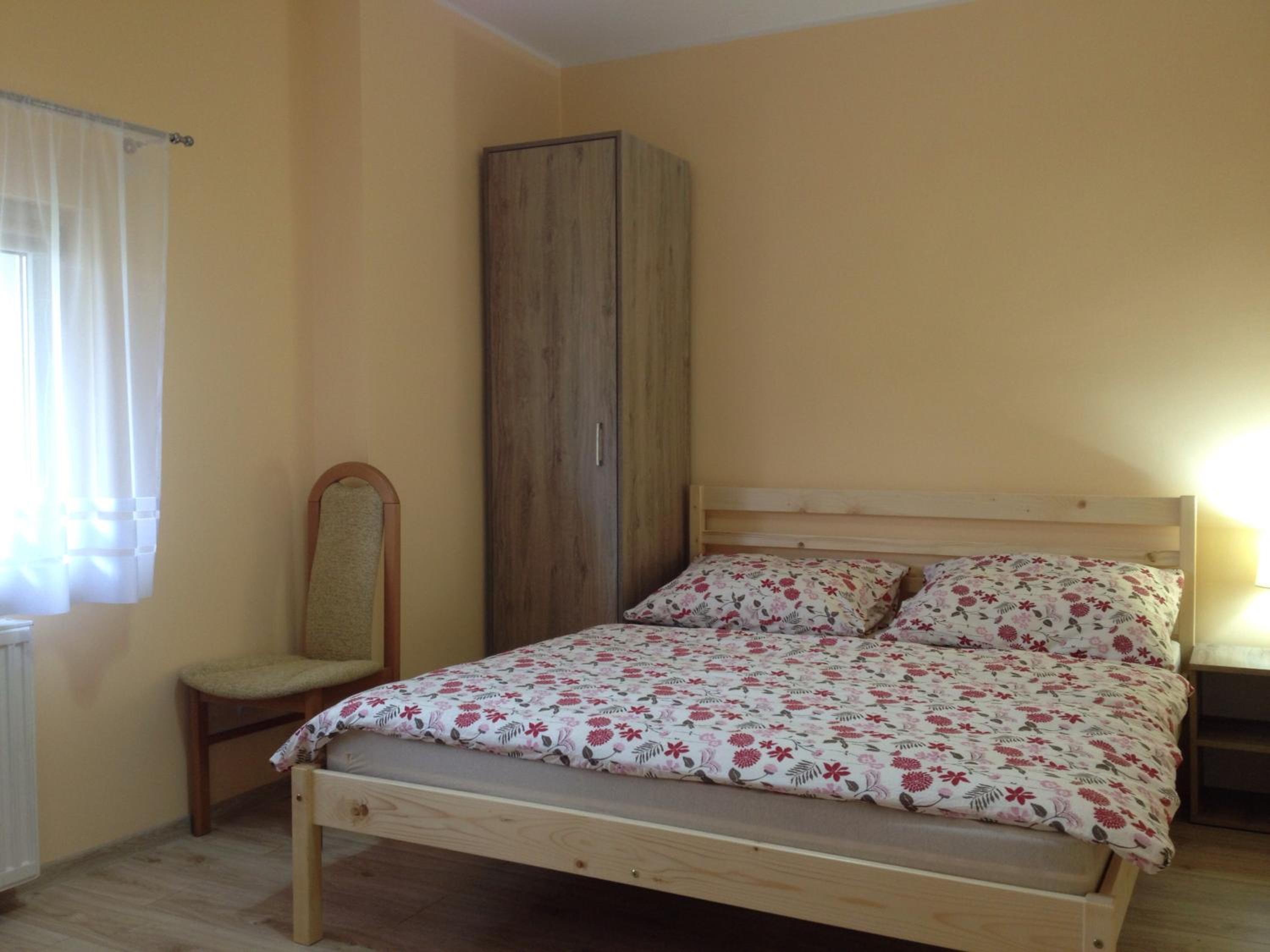 Standard Double Room - Photo 2