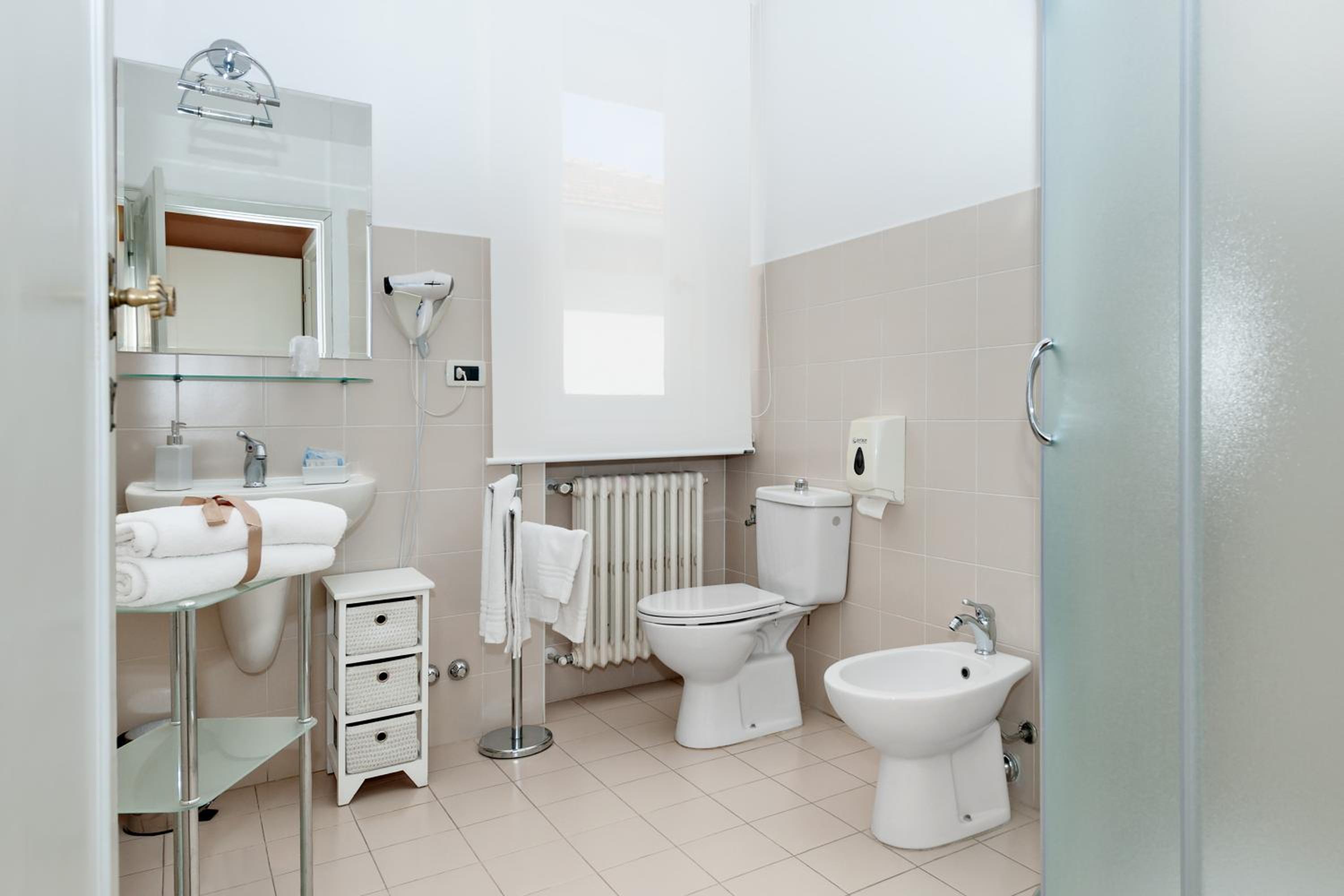 Superior Double Room - Photo 3