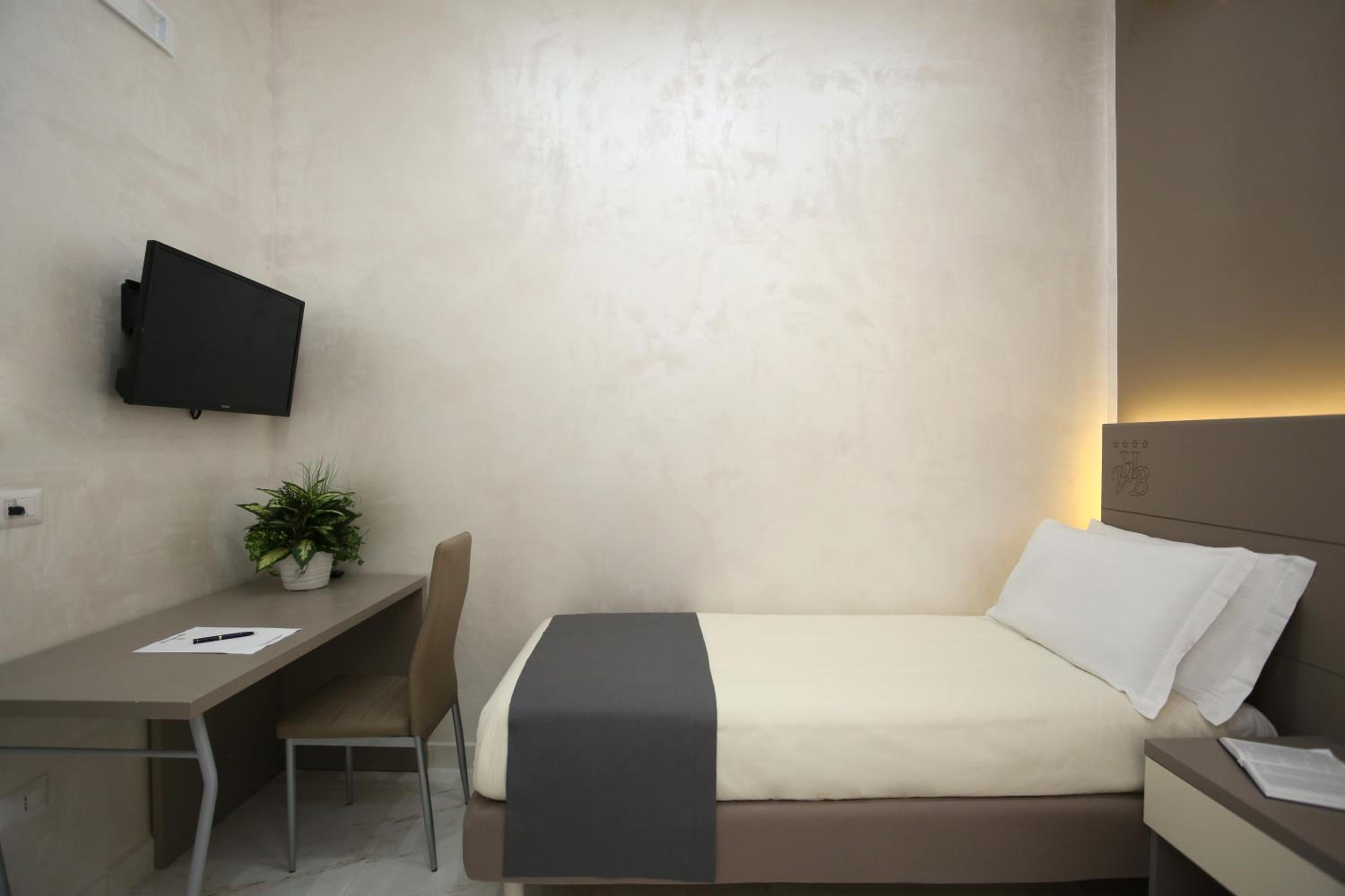 Single Room photo 2