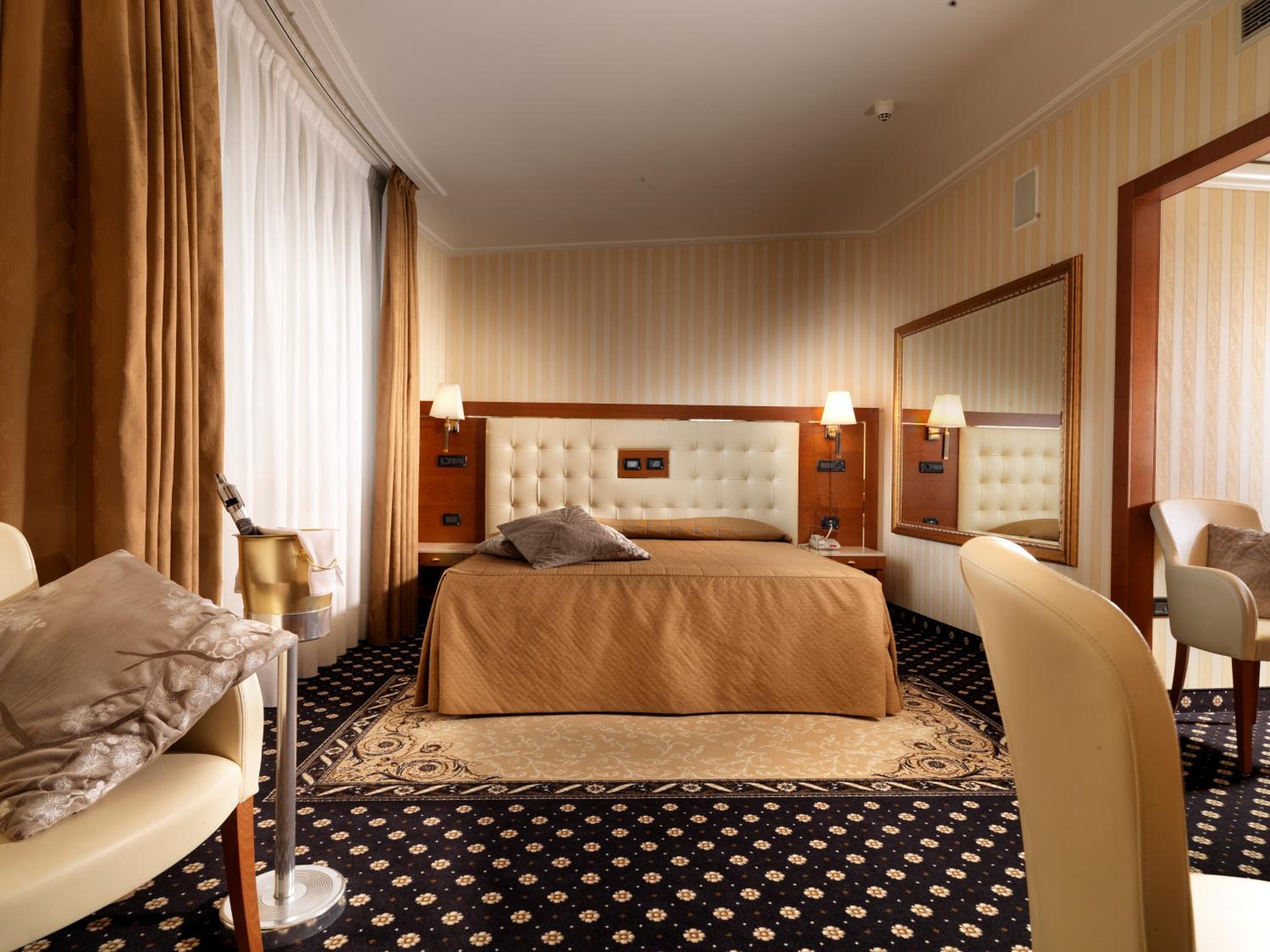 Double Room - Photo 1