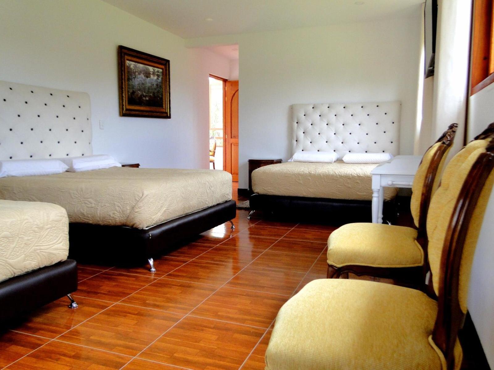 Double Room photo 3
