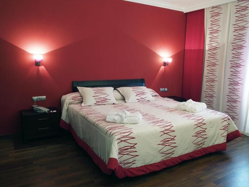 Suite - Photo 10