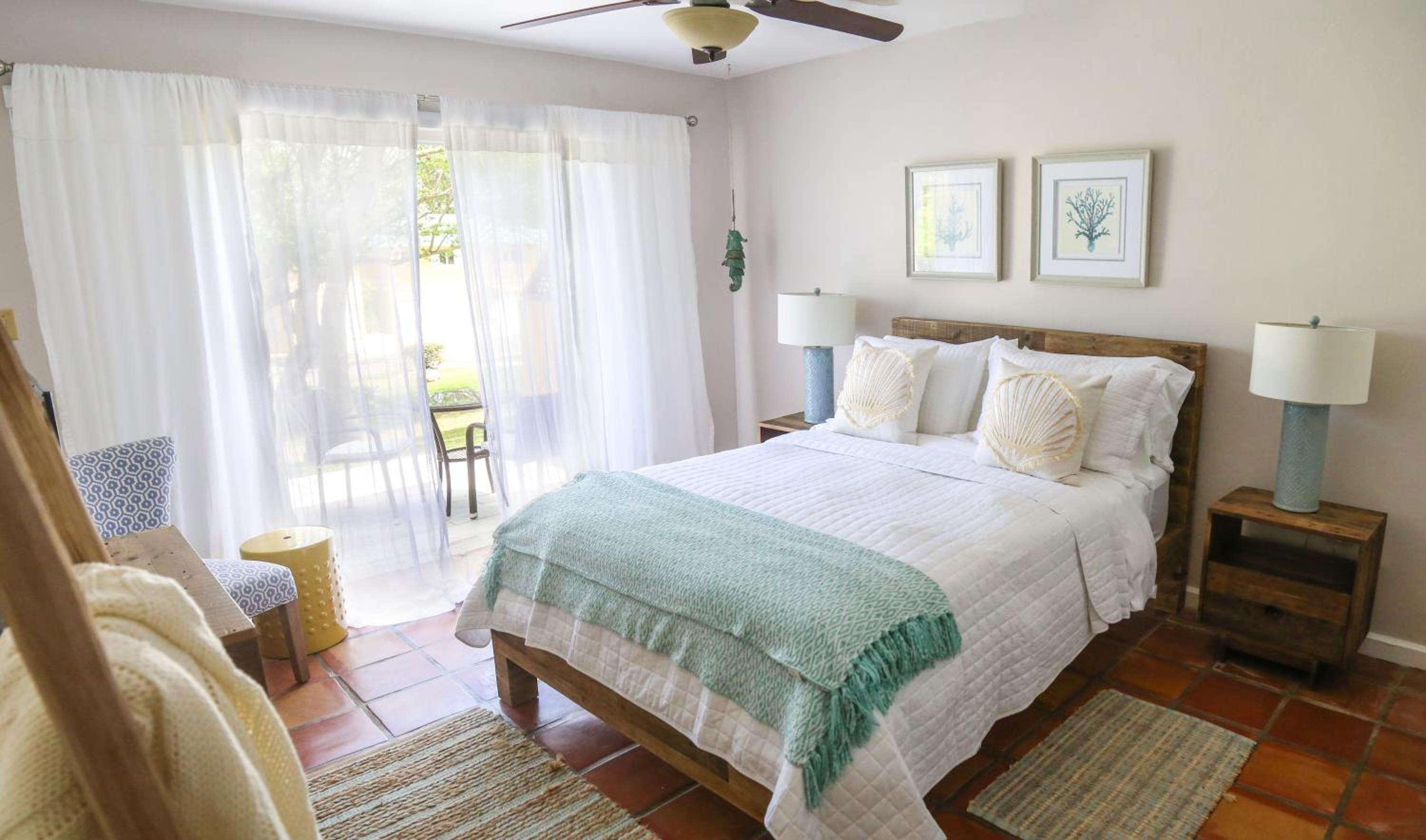 Superior Queen Room with Garden View