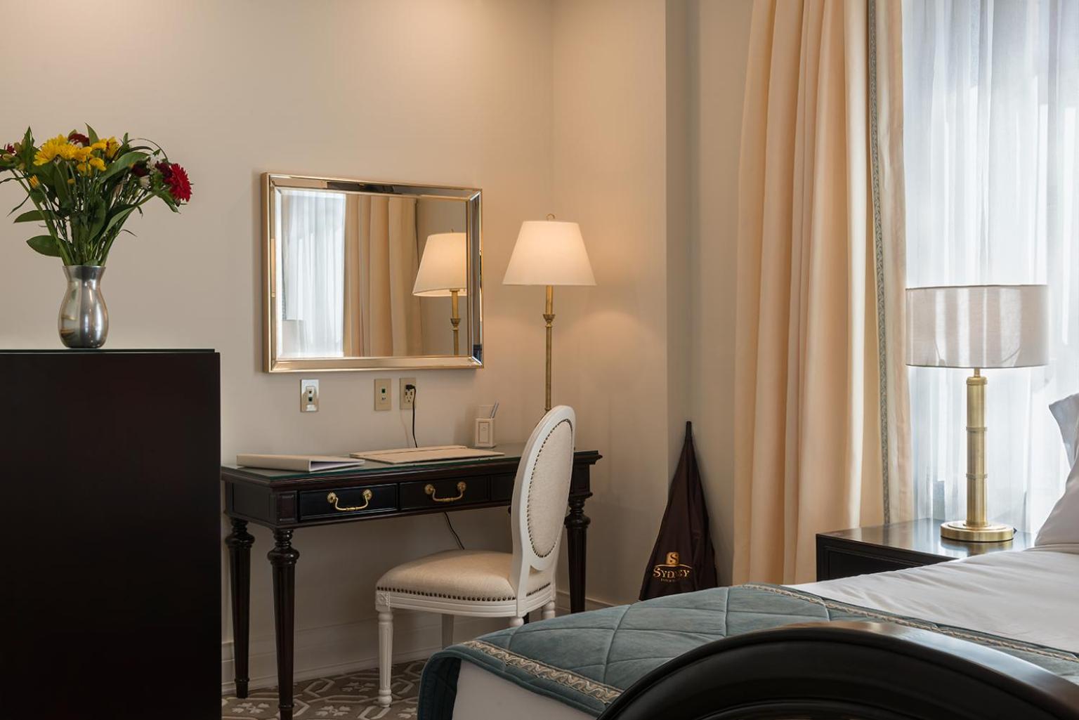 Executive King Room