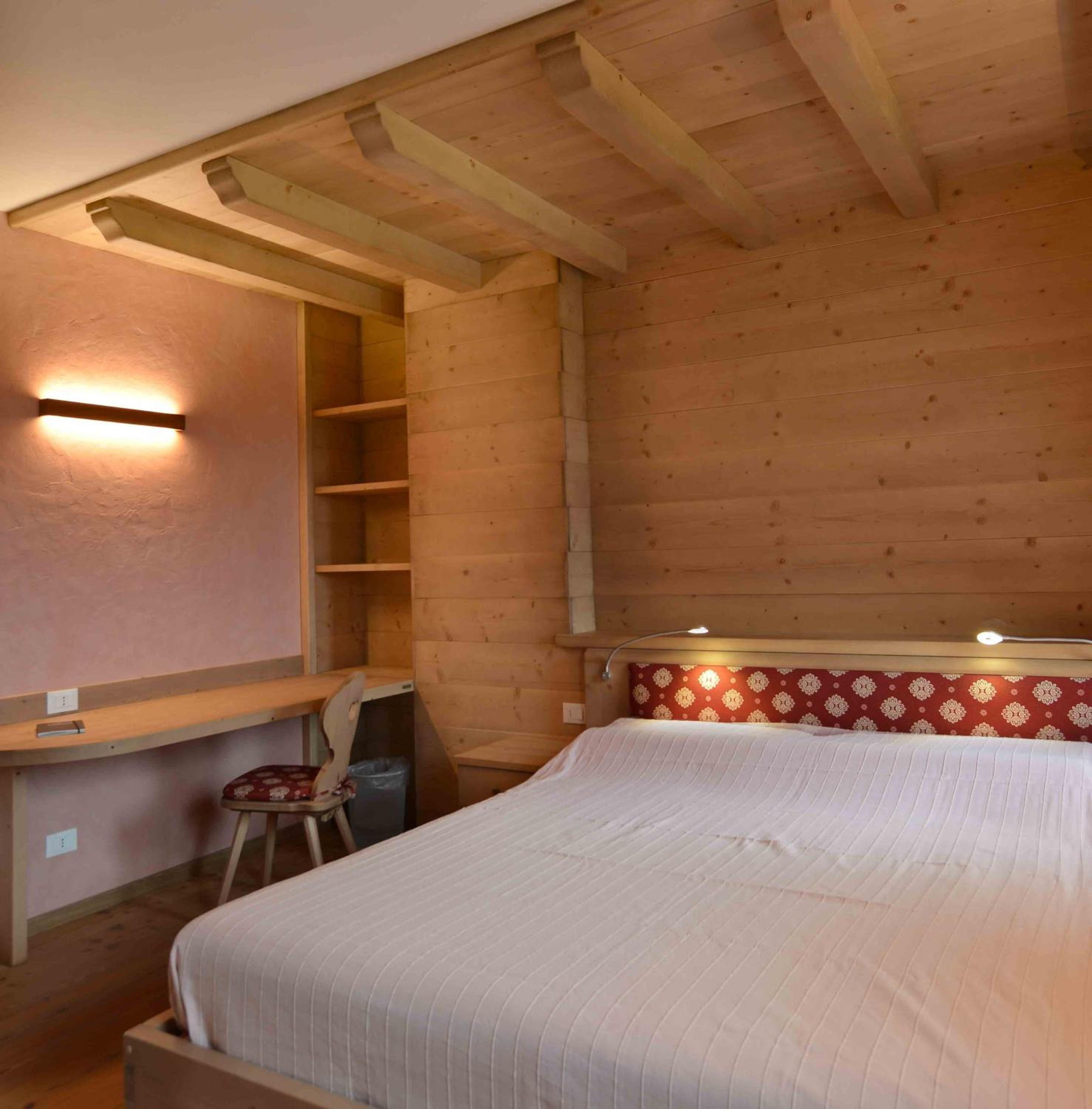 Deluxe Double Room with Shower