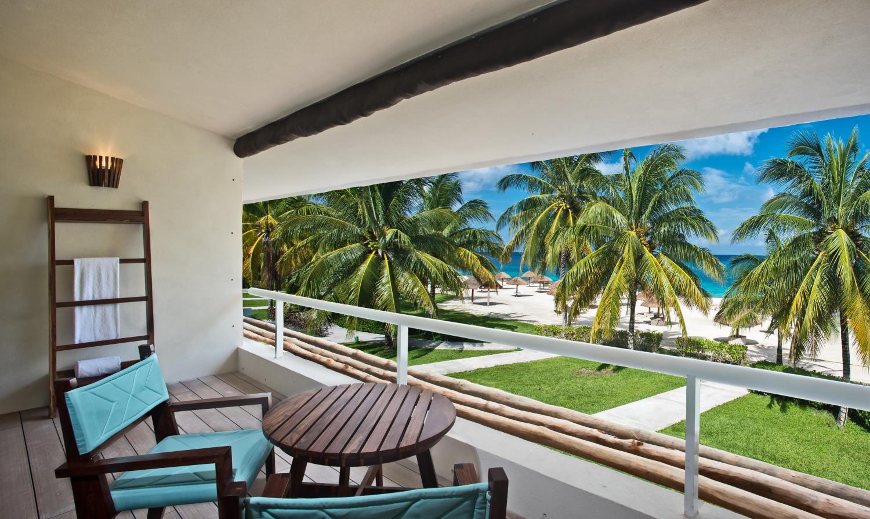 Premium King Room with Balcony
