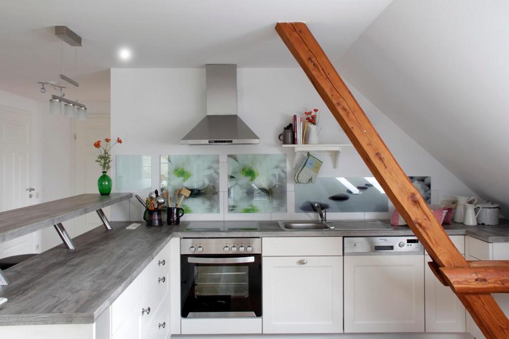 Apartment with Terrace - Photo 5