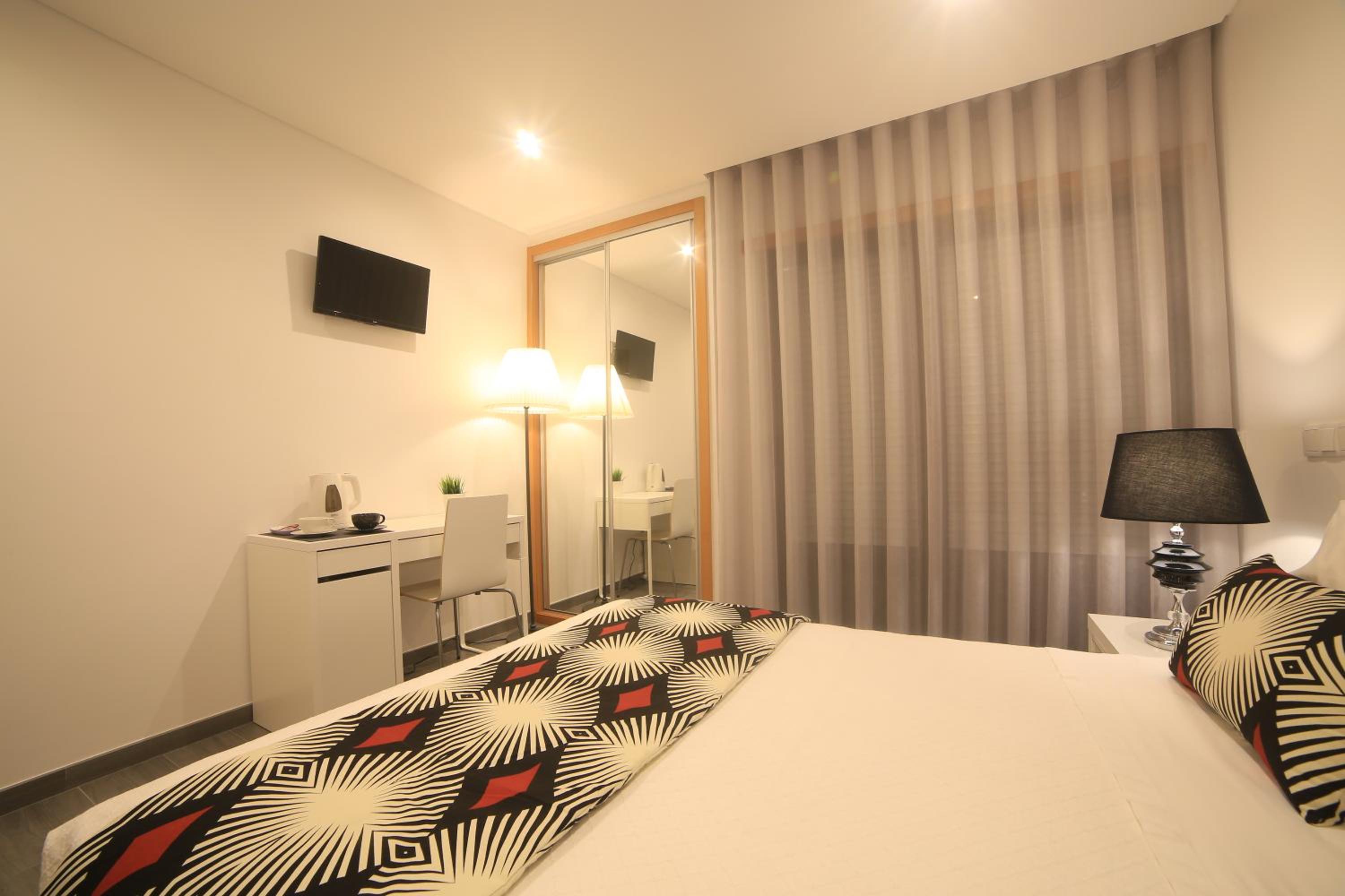 Standard Double Room - Photo 7