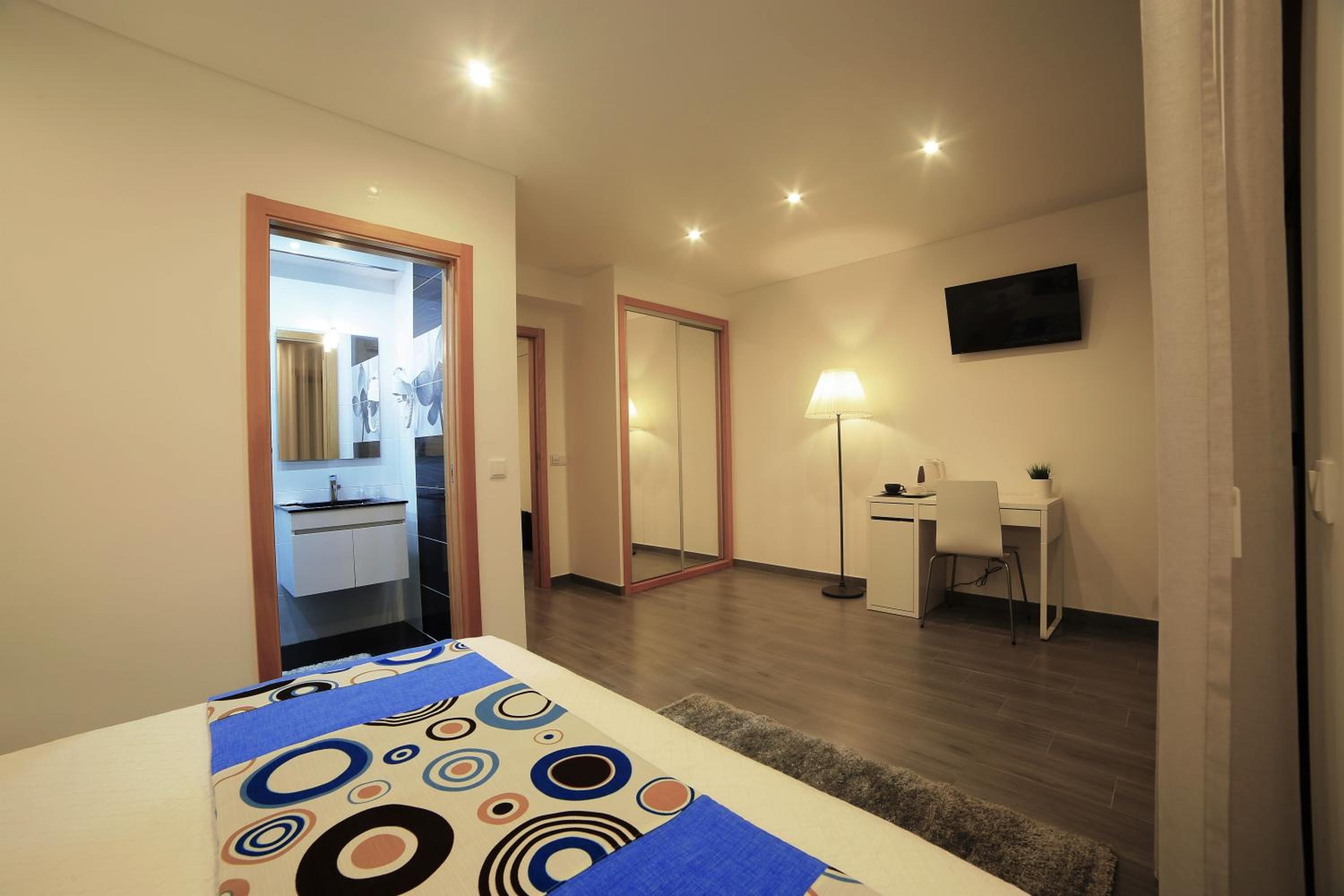 Deluxe Double Room photo 3