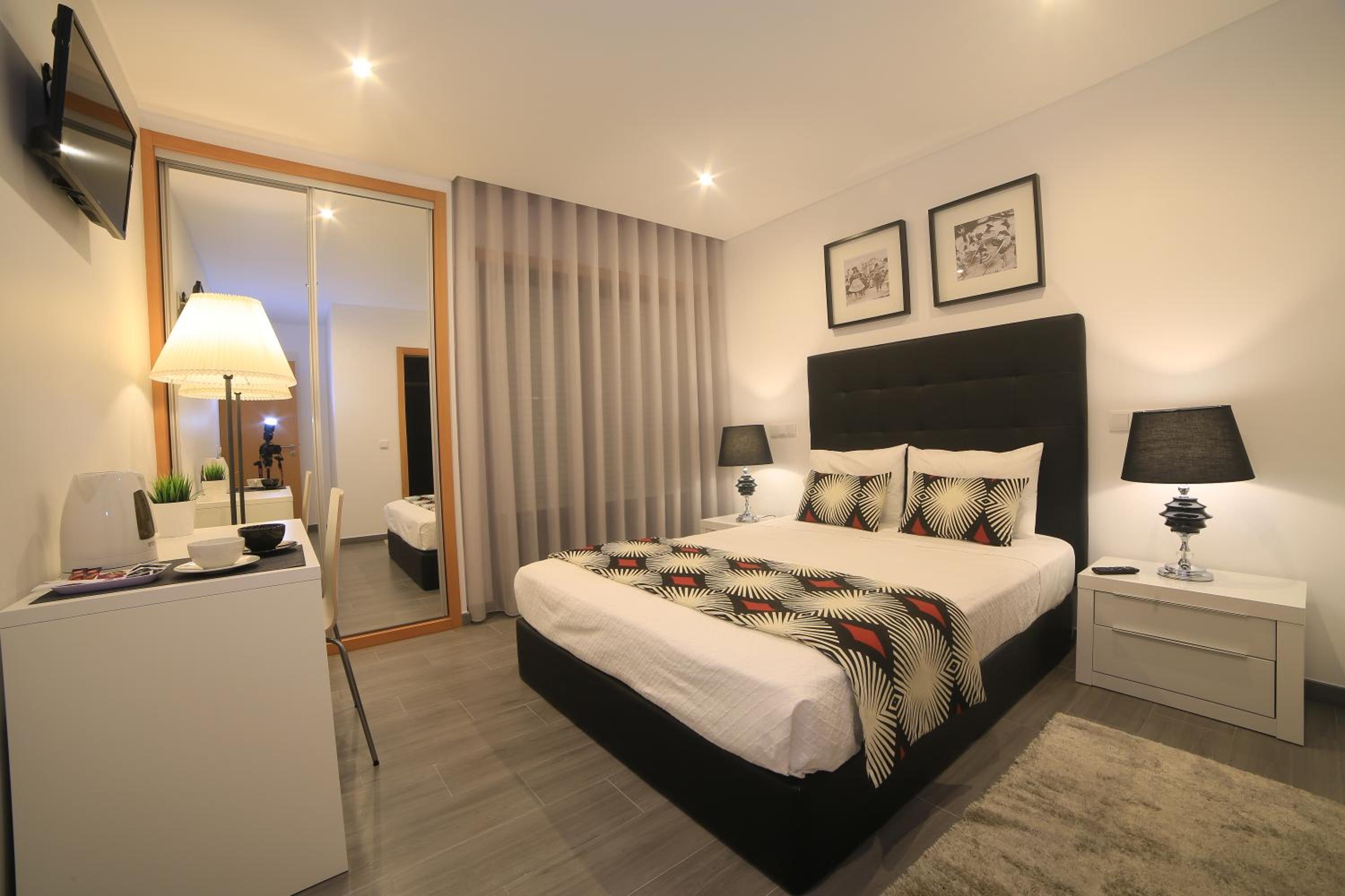 Standard Double Room - Photo 5